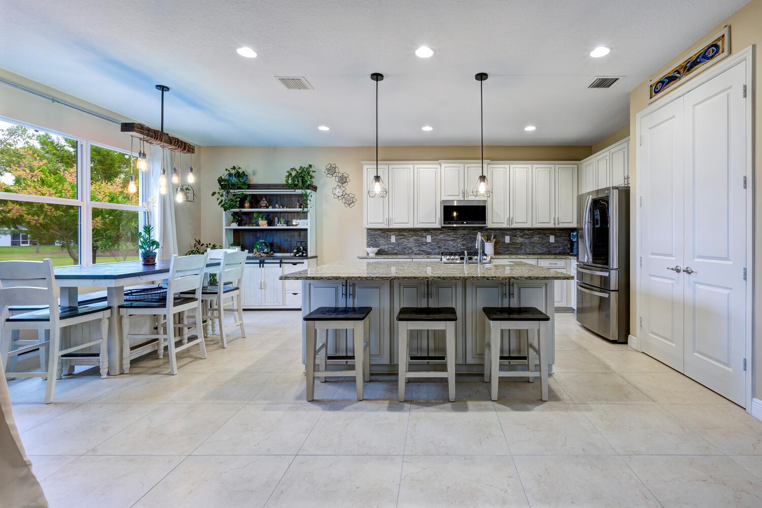 19589 Wheelbarrow Bend