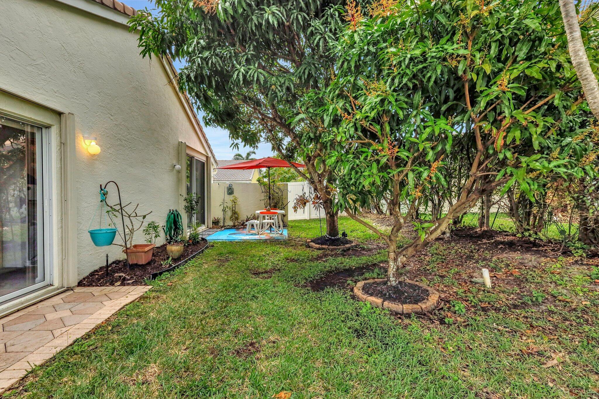 8177 Palm Gate Drive