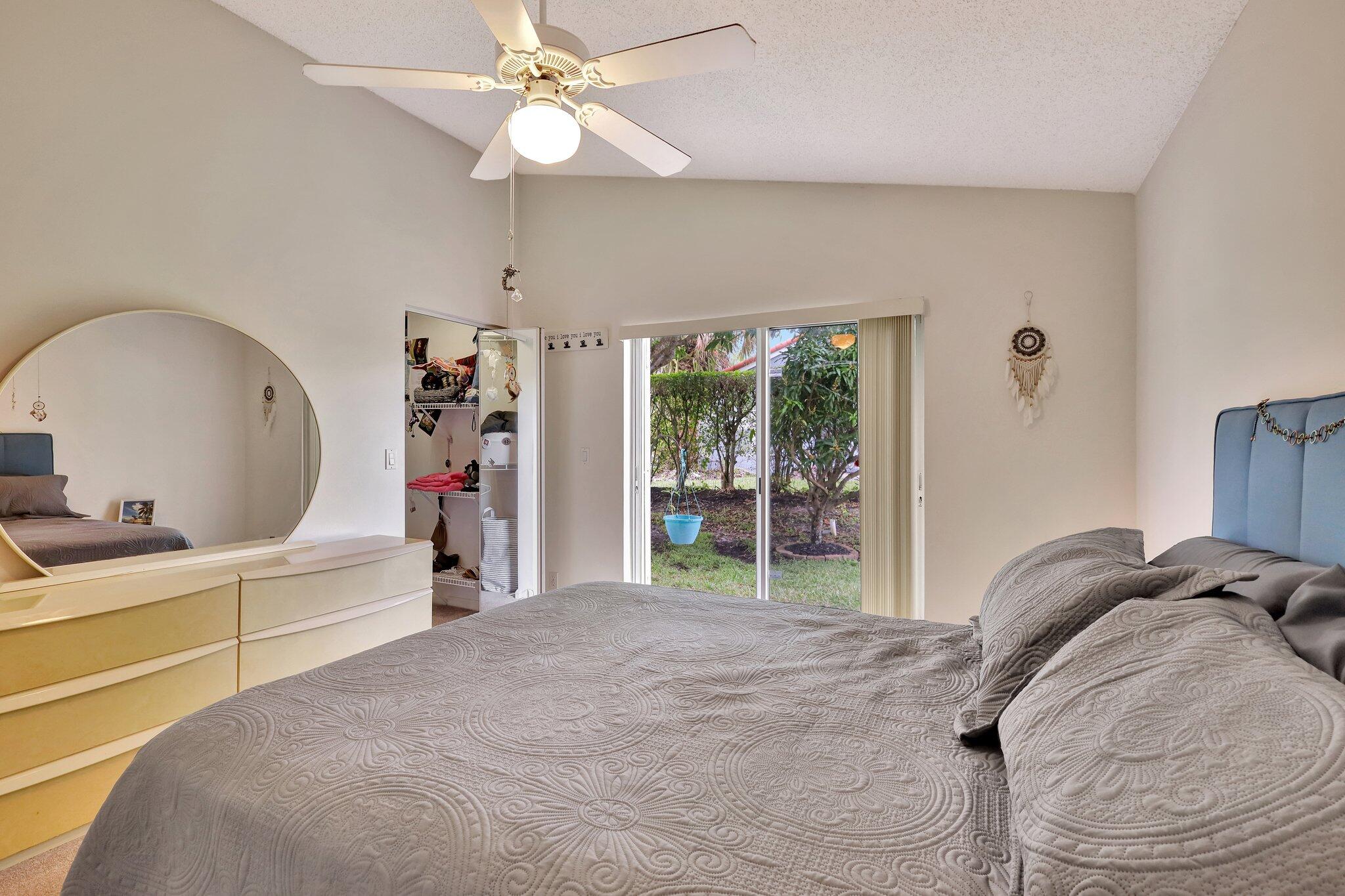 8177 Palm Gate Drive