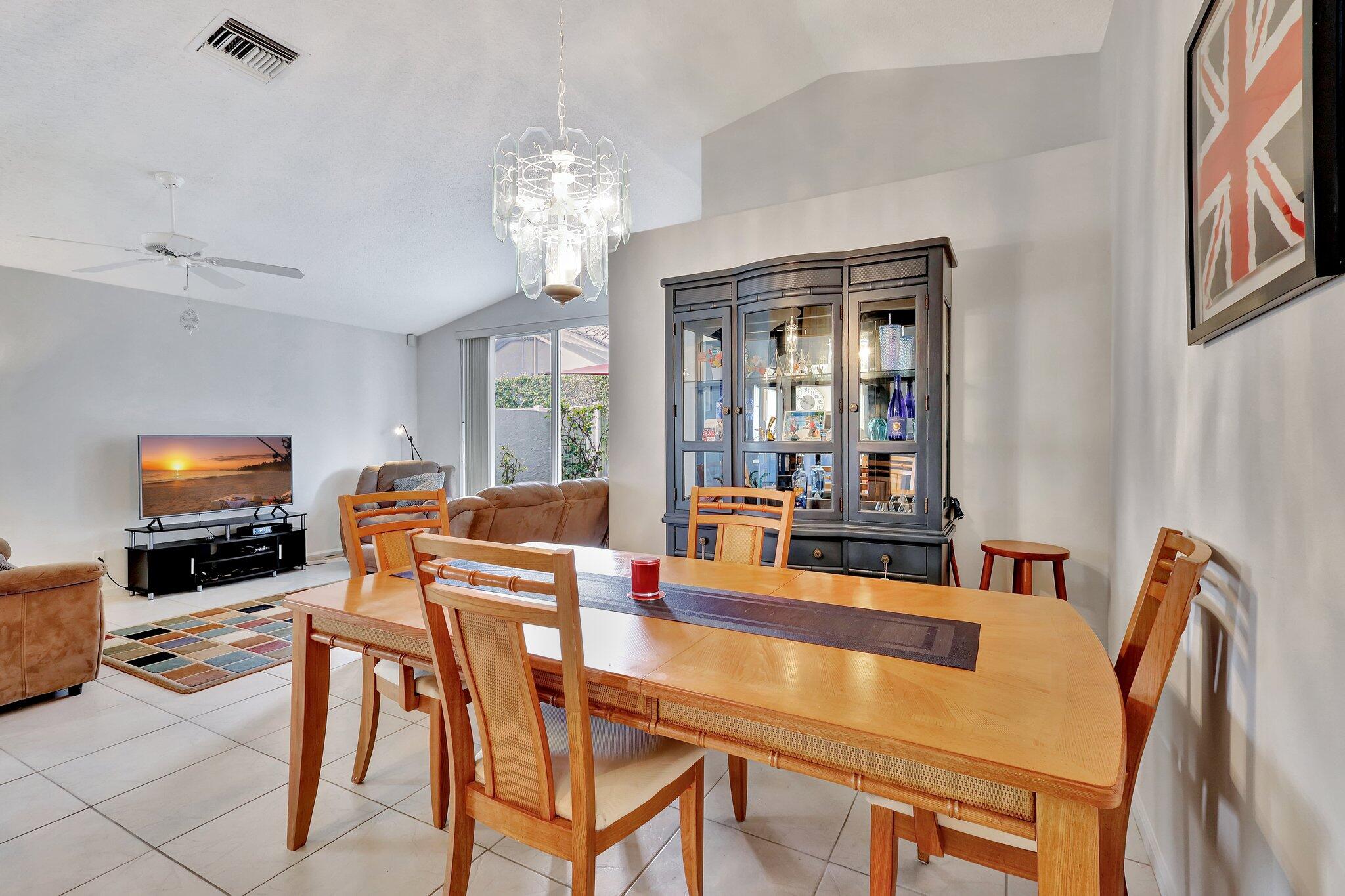 8177 Palm Gate Drive