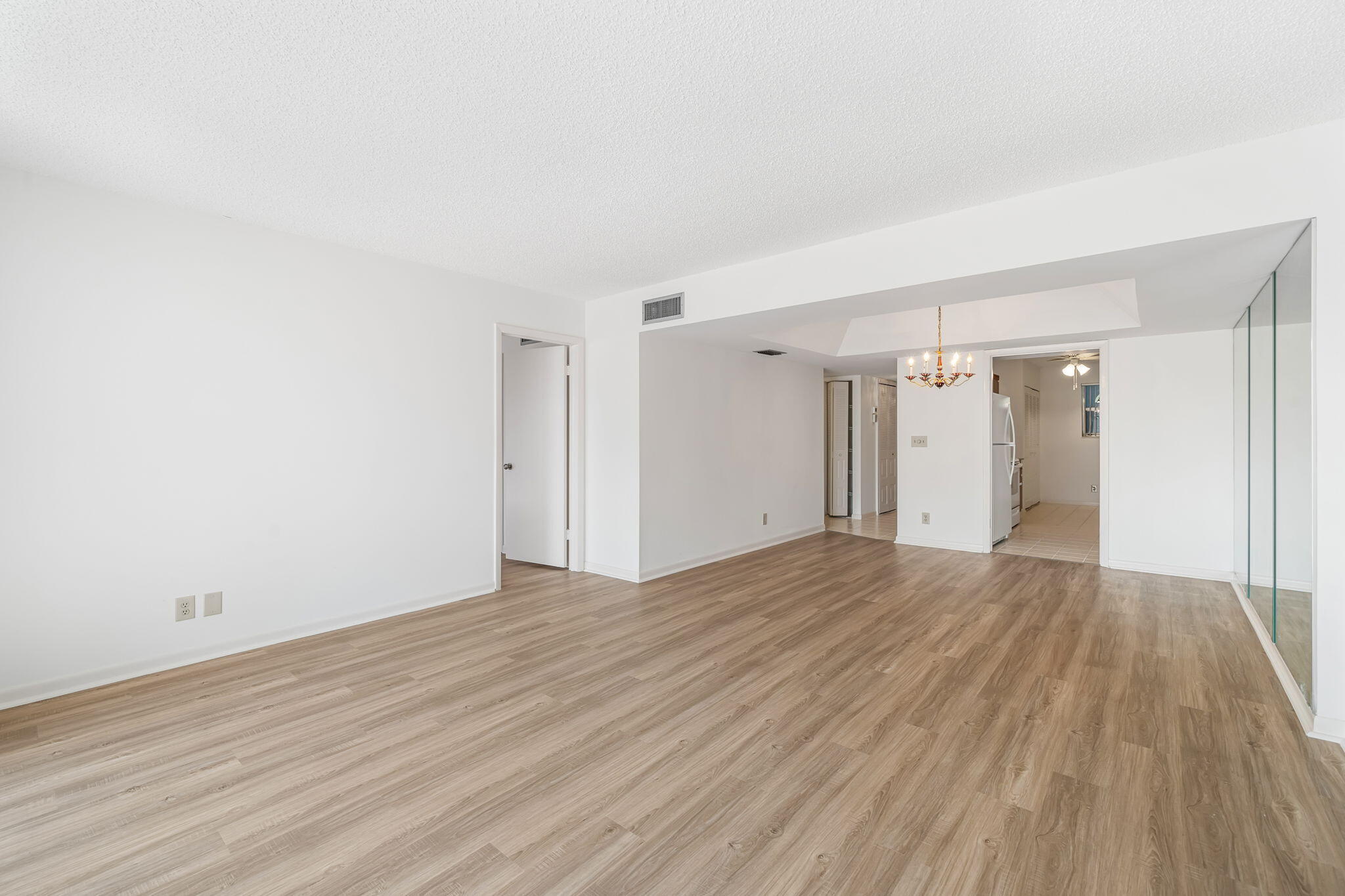 3425 Via Poinciana Way 204