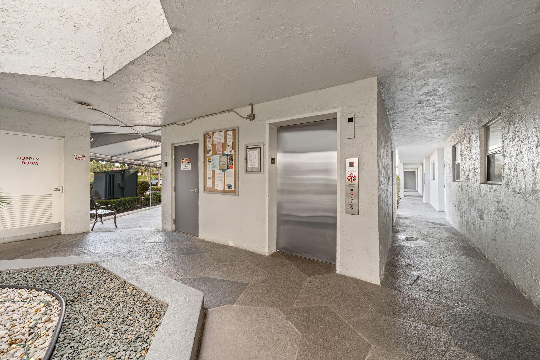 3425 Via Poinciana Way 204