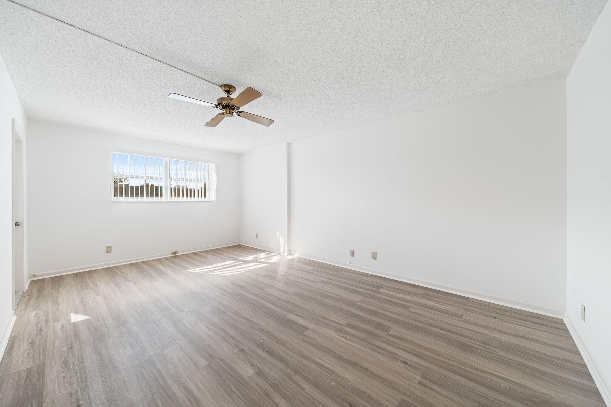 3425 Via Poinciana Way 204