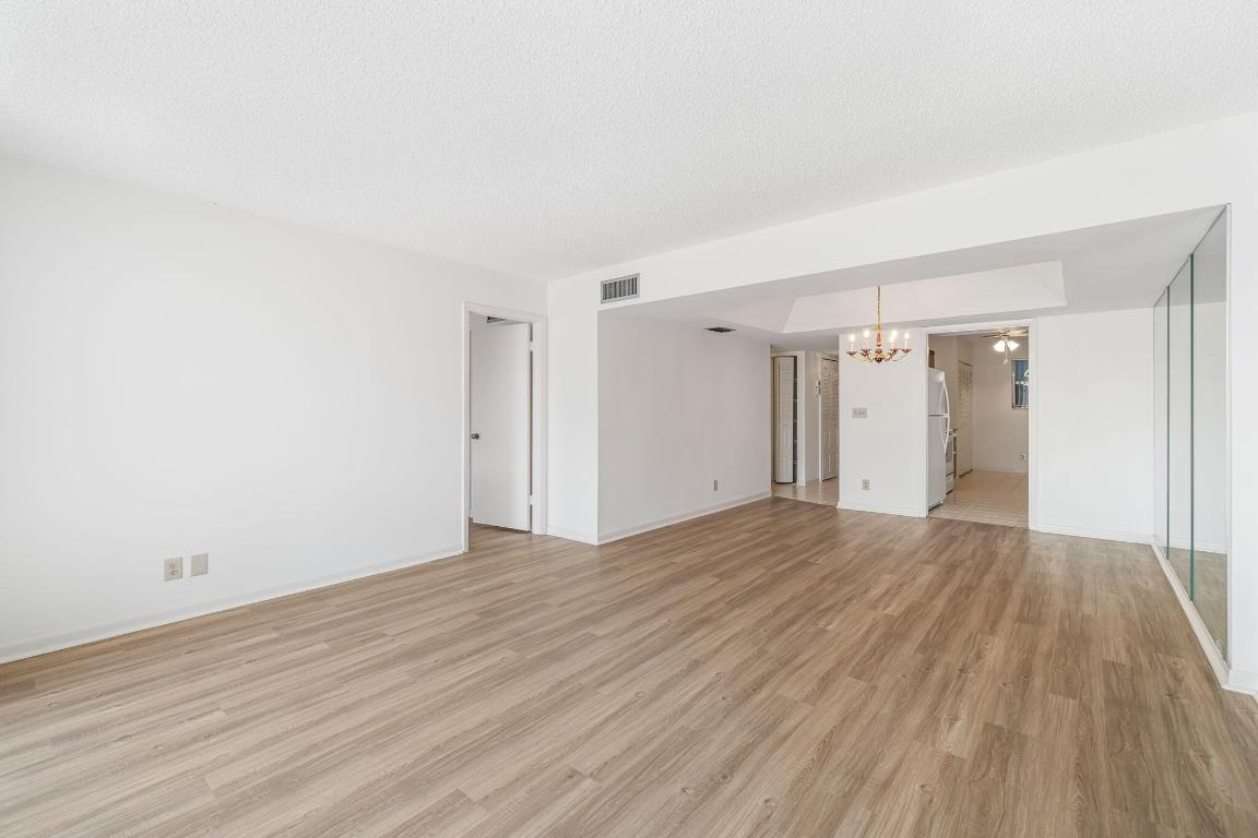 3425 Via Poinciana Way 204