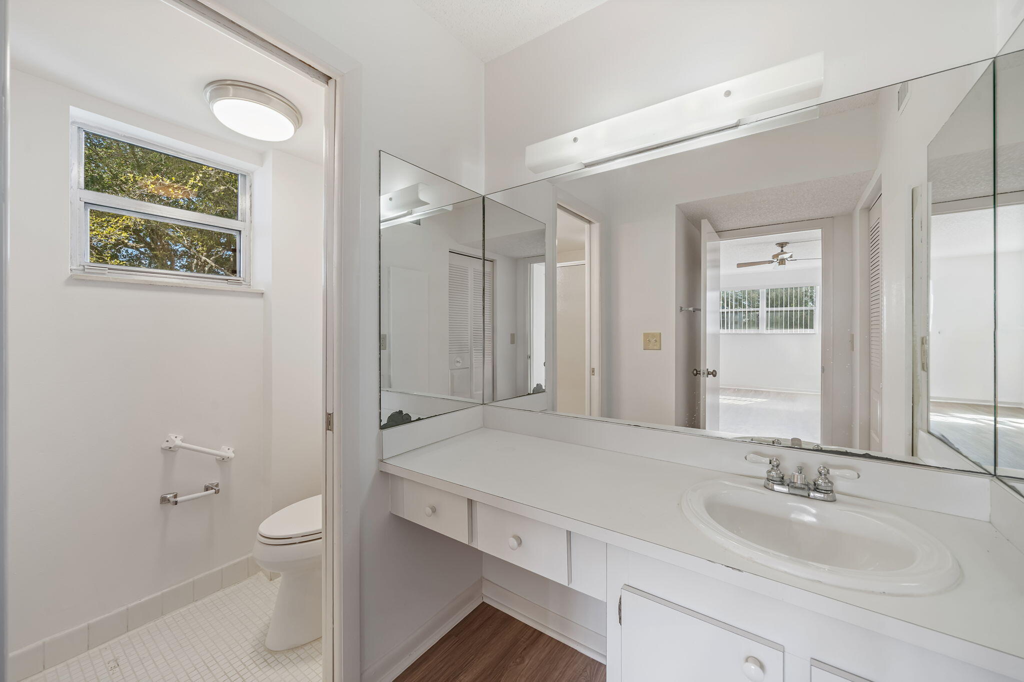 3425 Via Poinciana Way 204