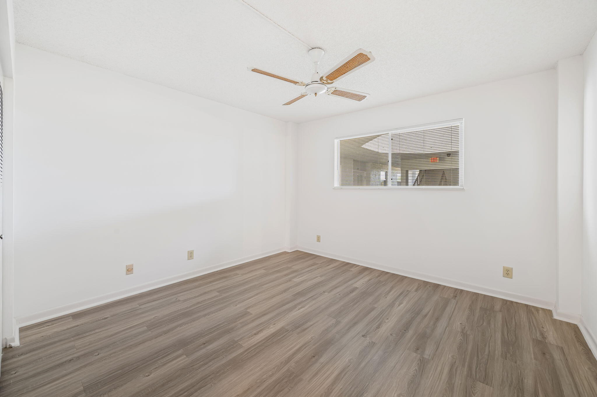 3425 Via Poinciana Way 204