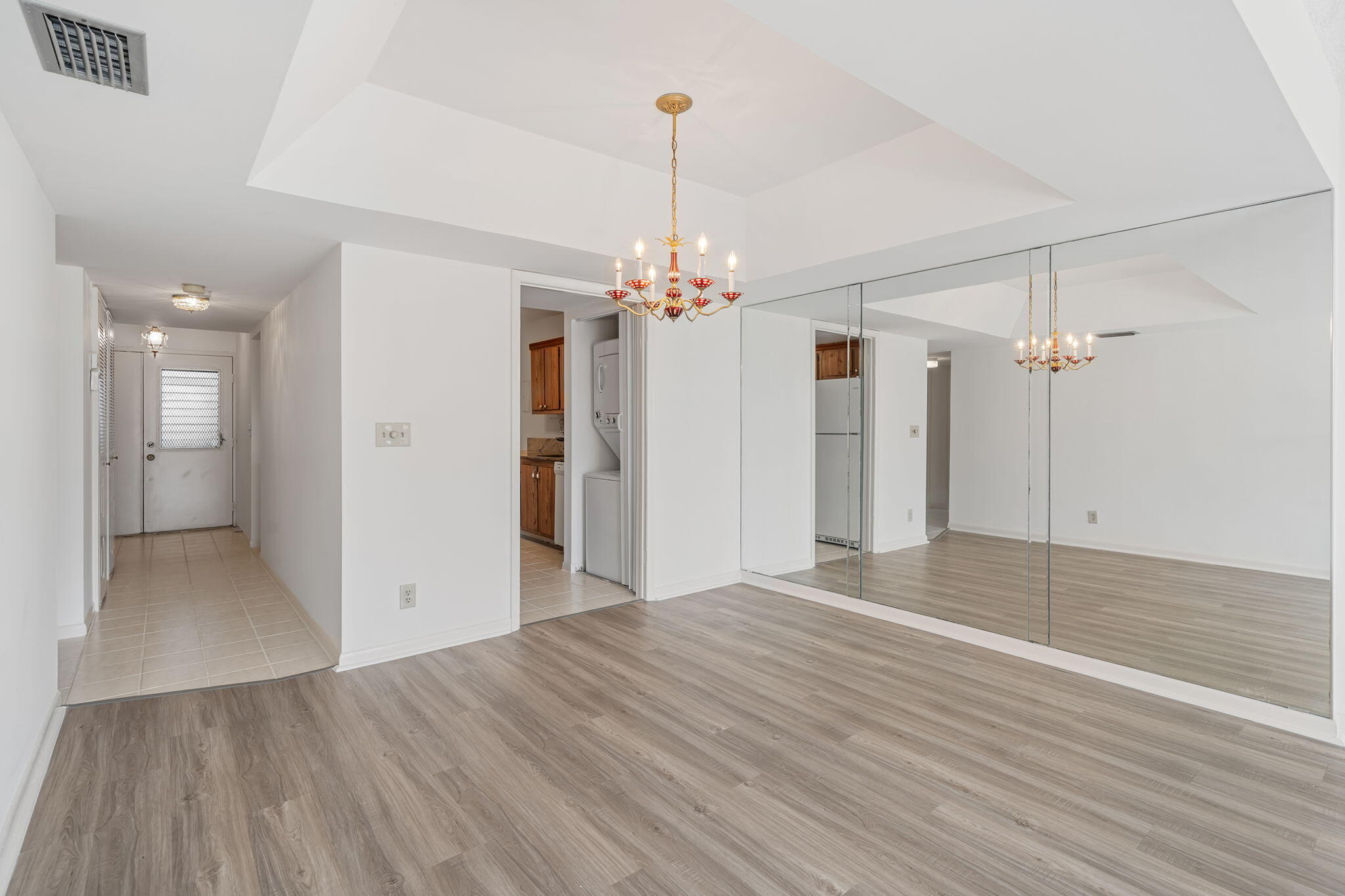 3425 Via Poinciana Way 204