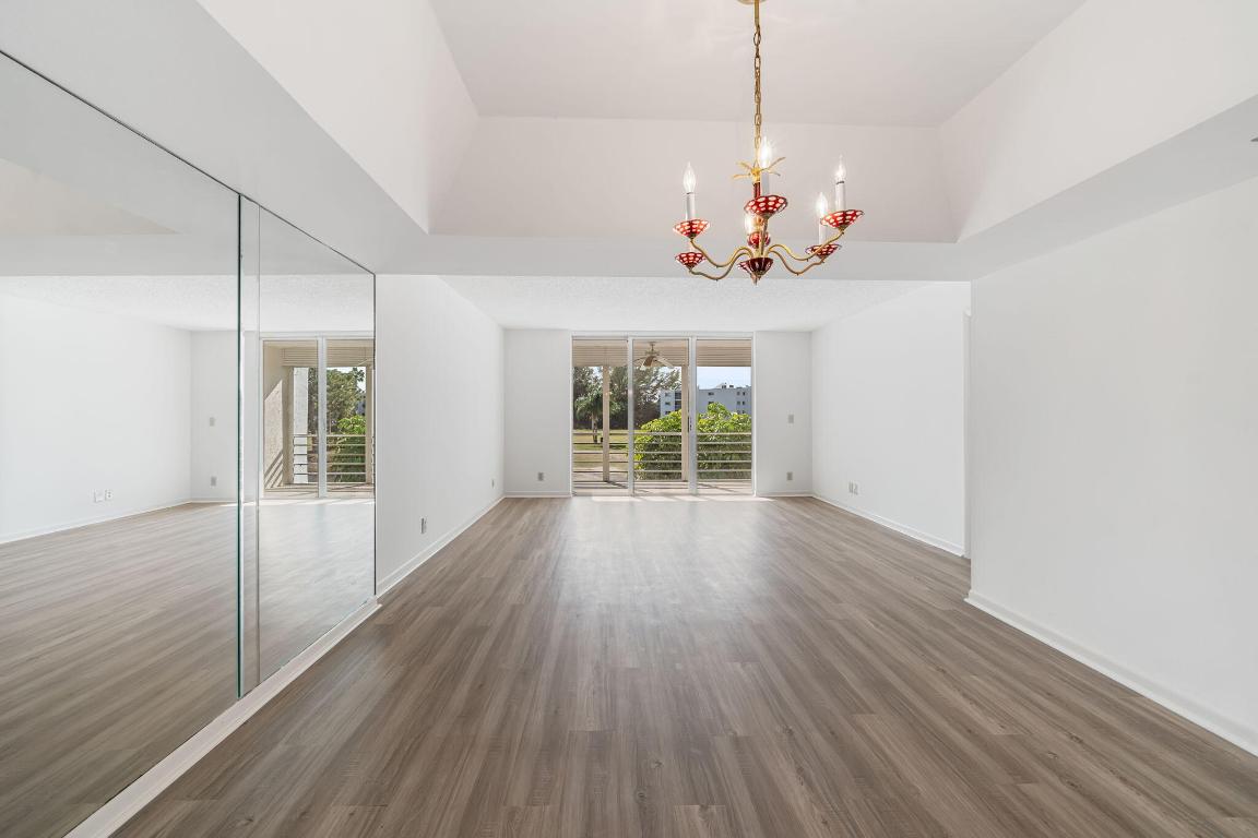 3425 Via Poinciana Way 204