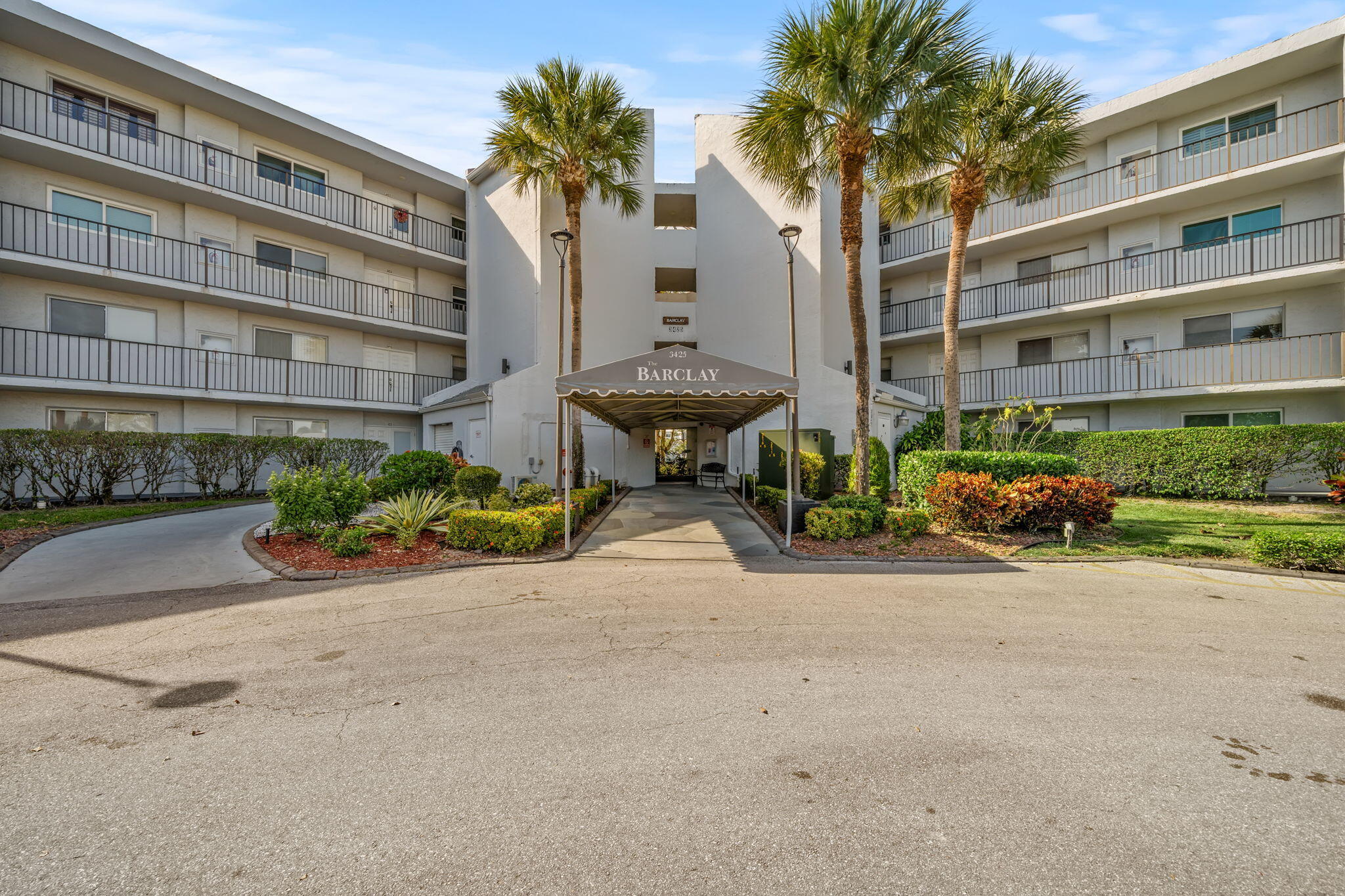 3425 Via Poinciana Way 204