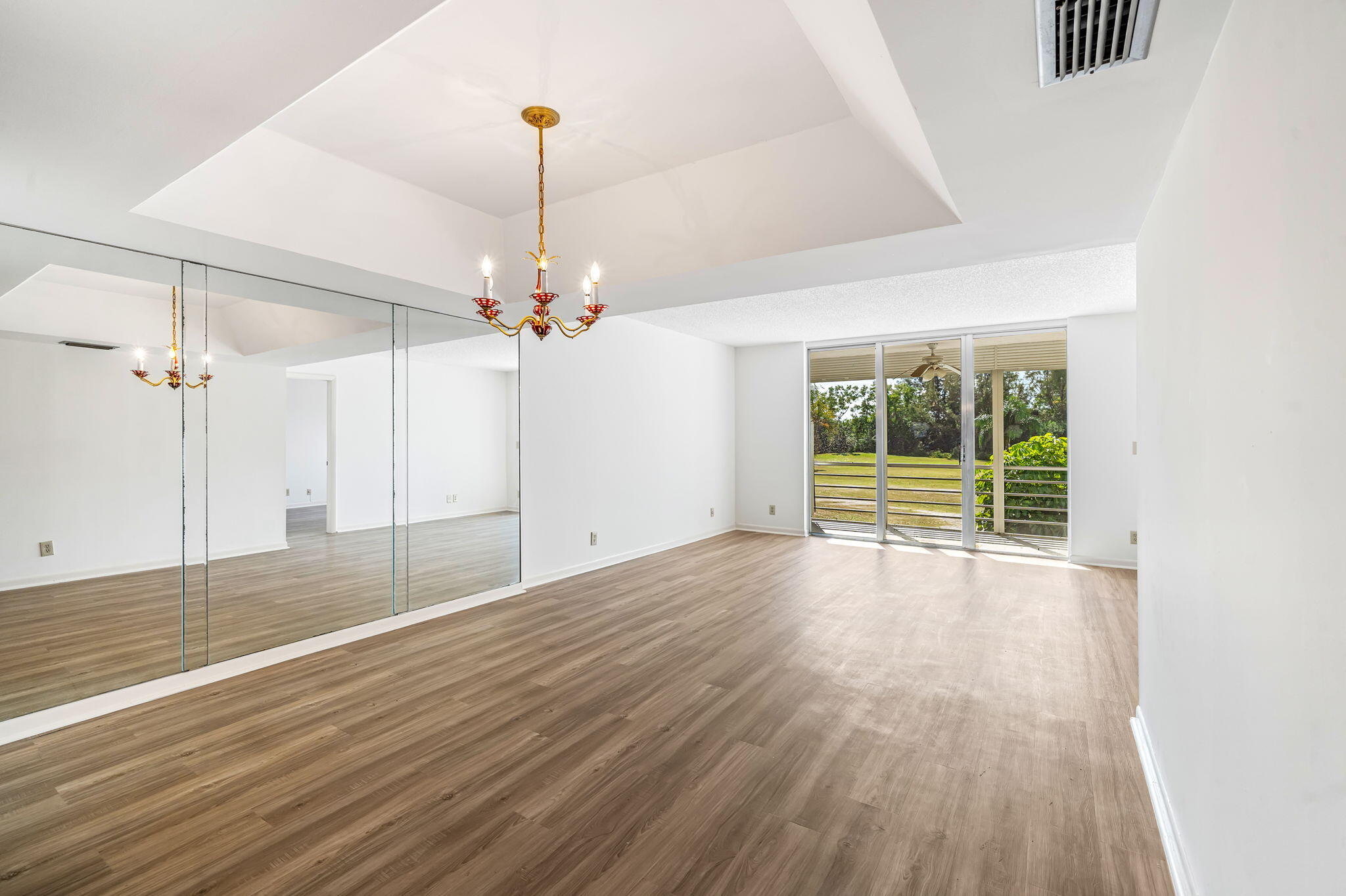 3425 Via Poinciana Way 204