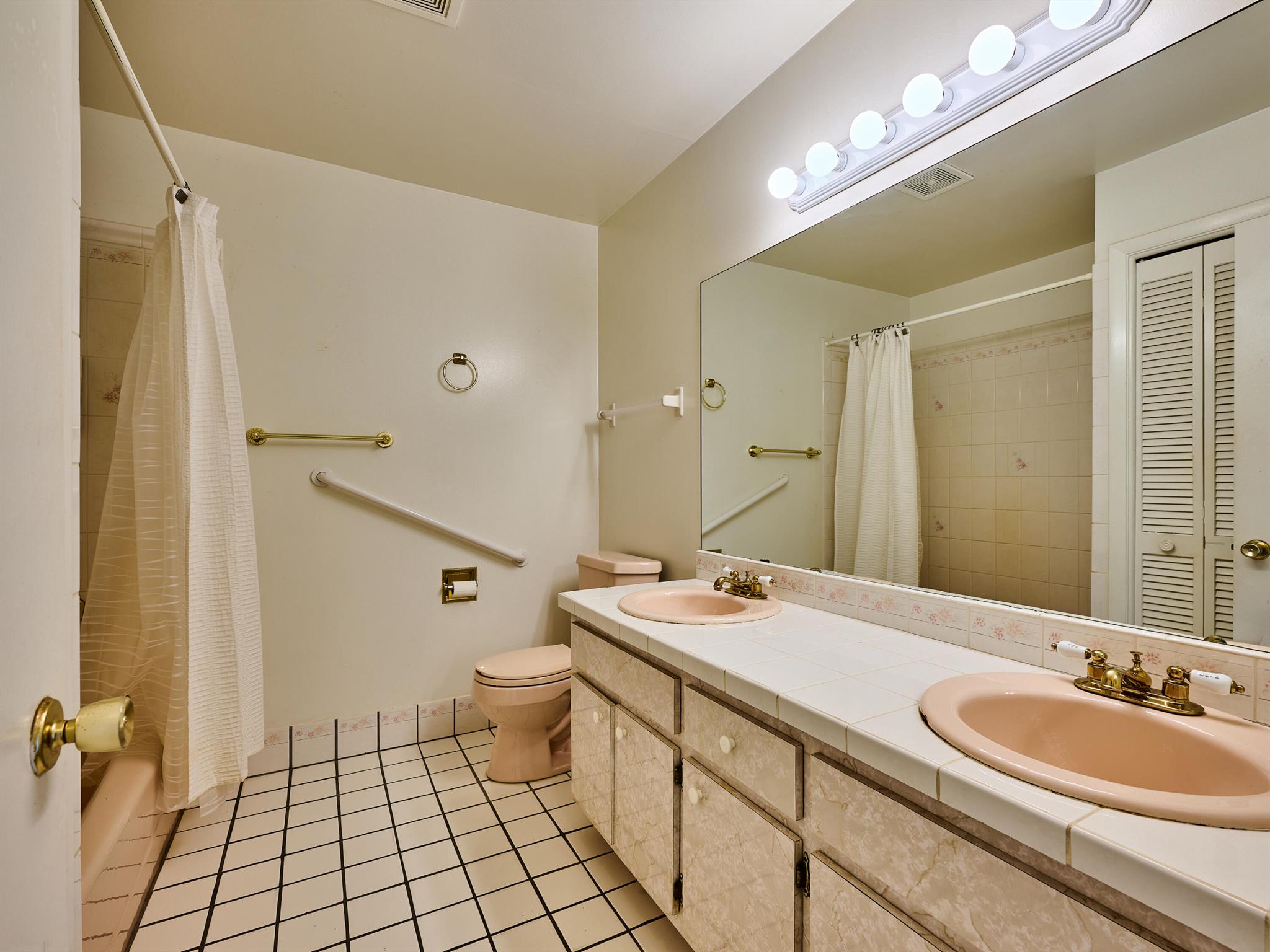 16113 E Secretariat Drive