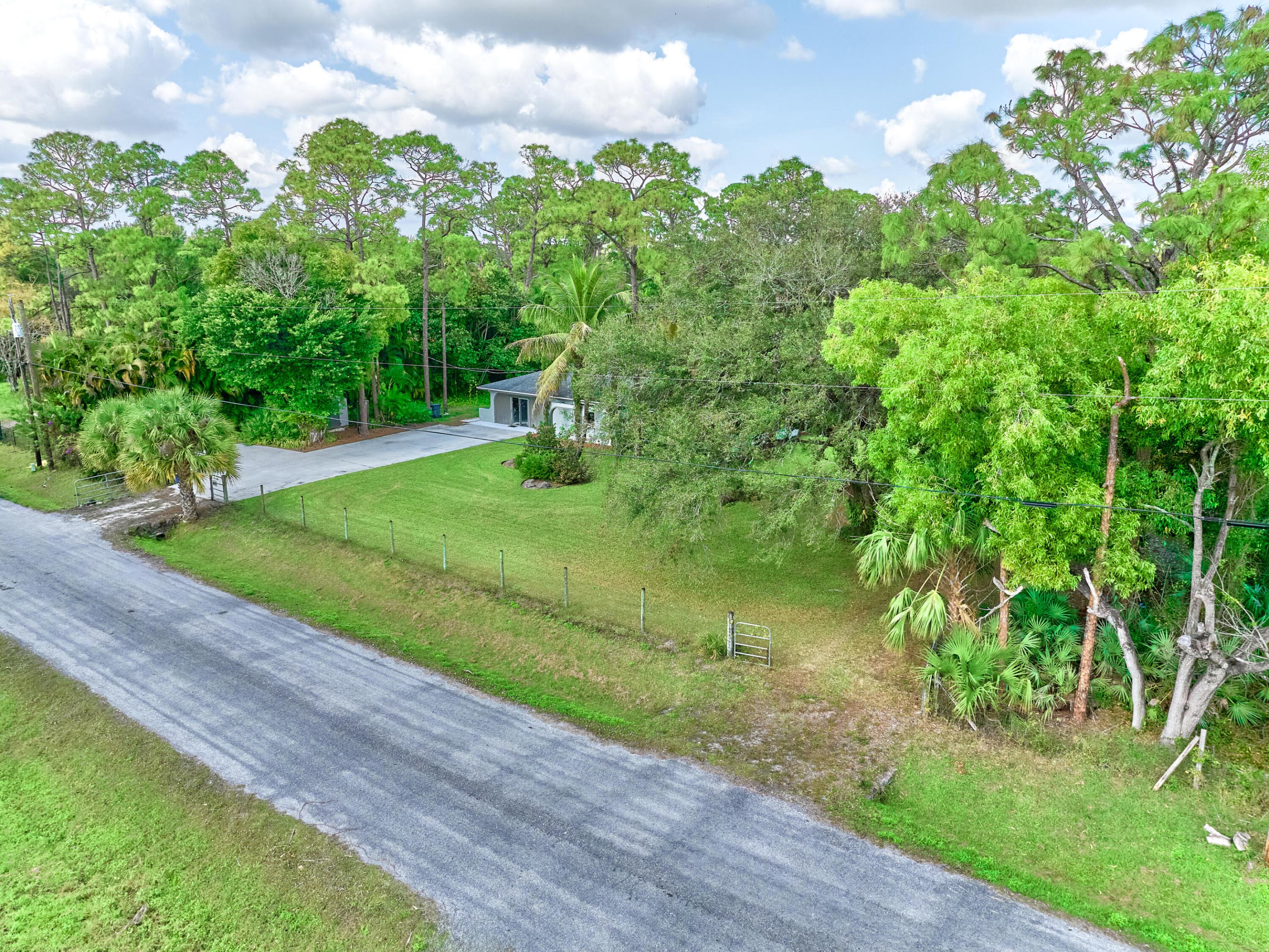 16113 E Secretariat Drive