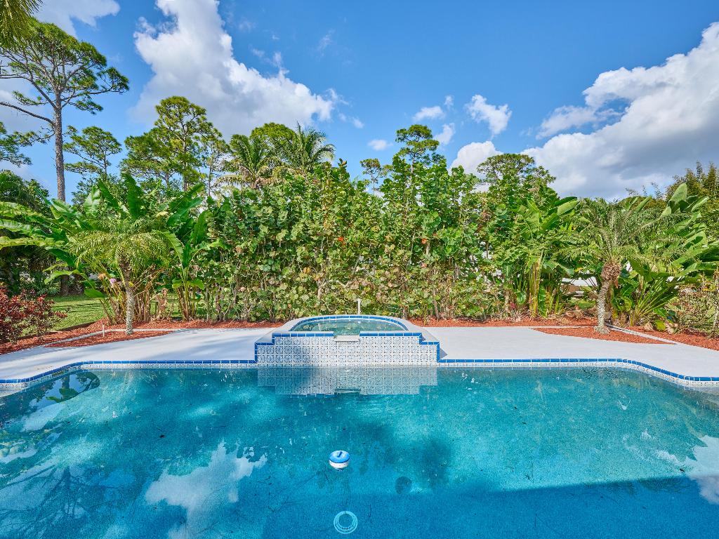 16113 E Secretariat Drive