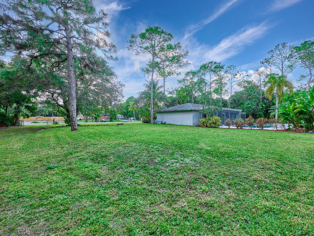 16113 E Secretariat Drive