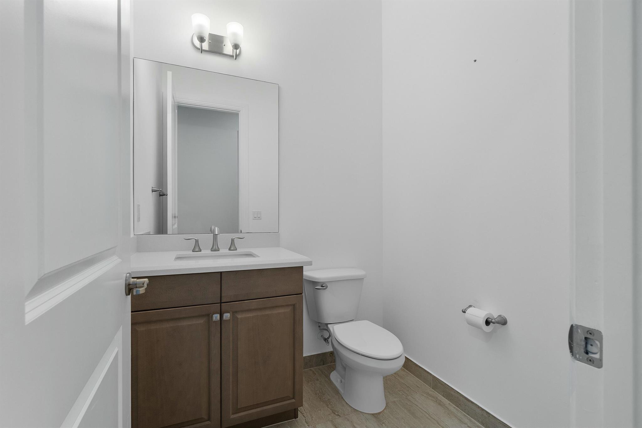 8475 Grand Prix Lane