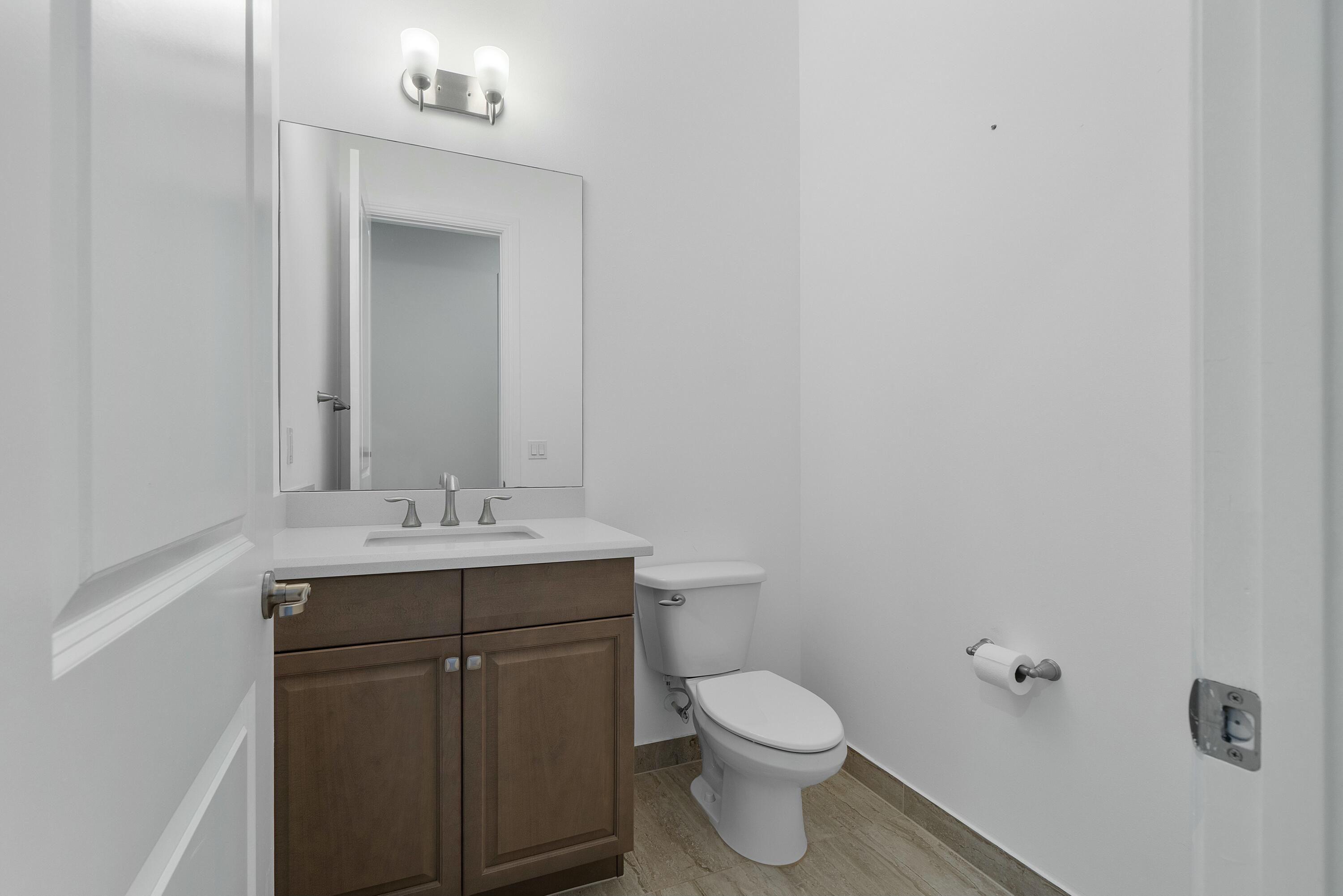 8475 Grand Prix Lane