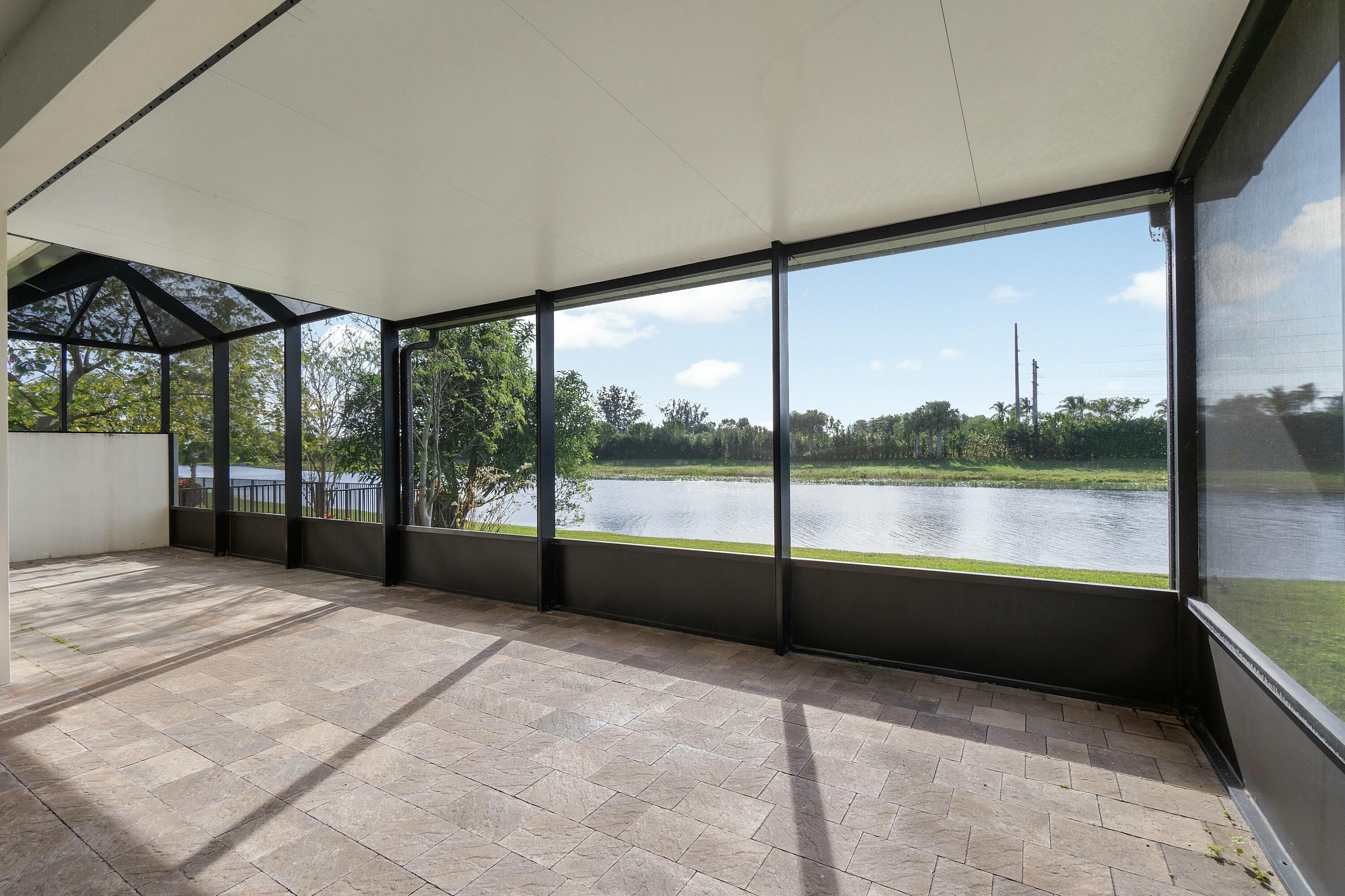 8475 Grand Prix Lane