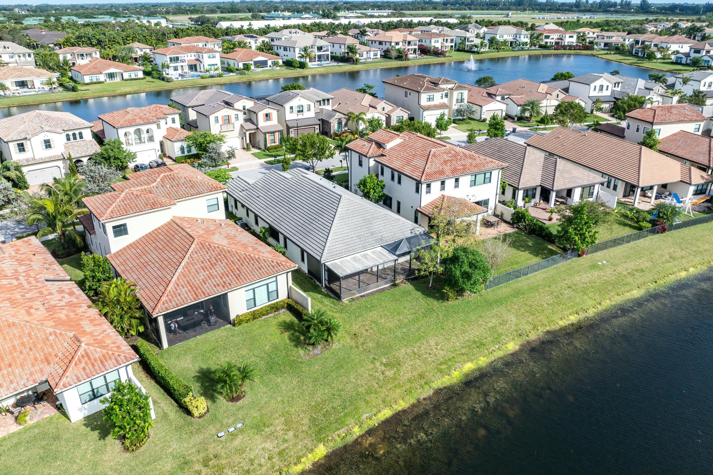 8475 Grand Prix Lane