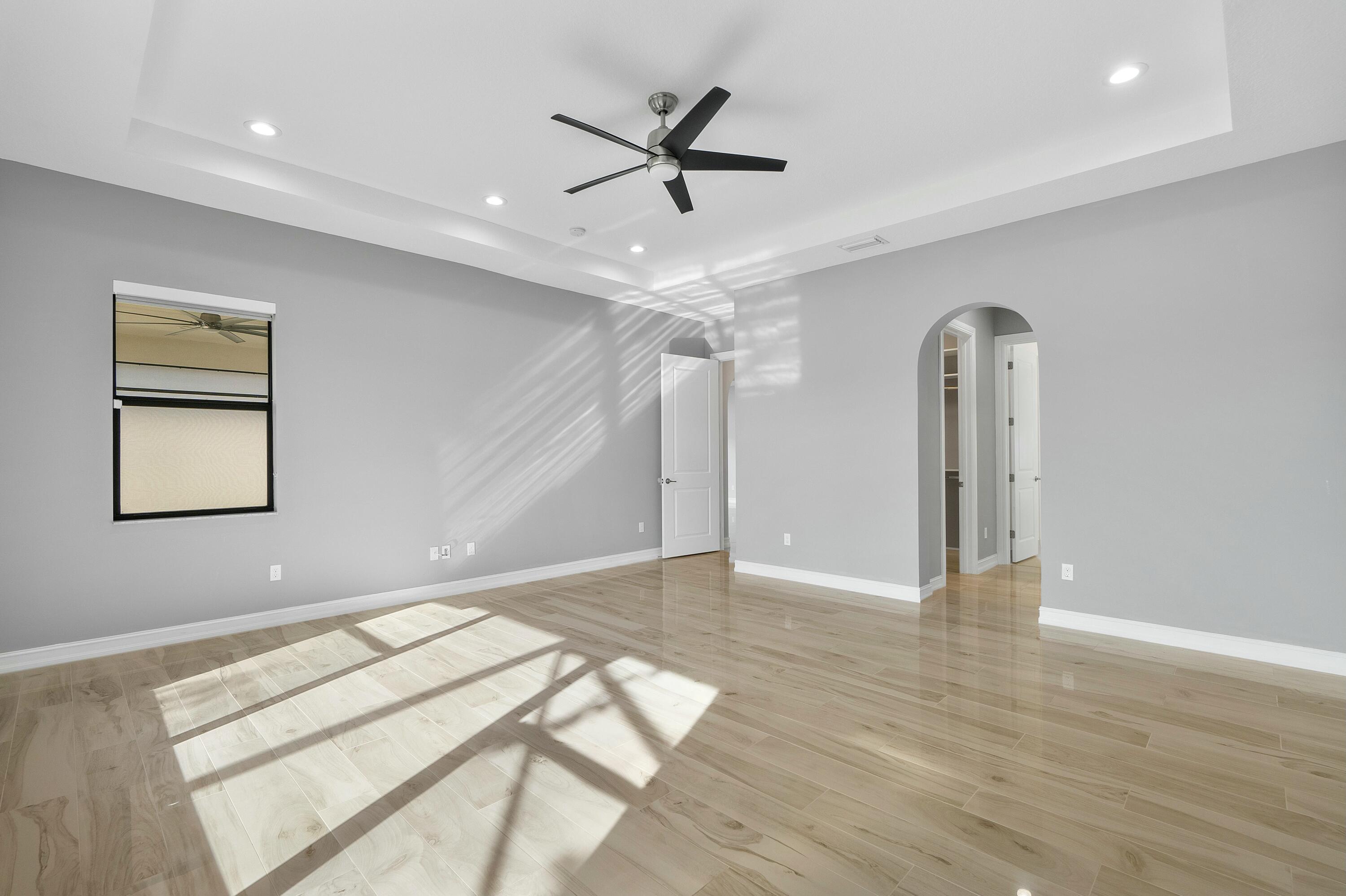 8475 Grand Prix Lane
