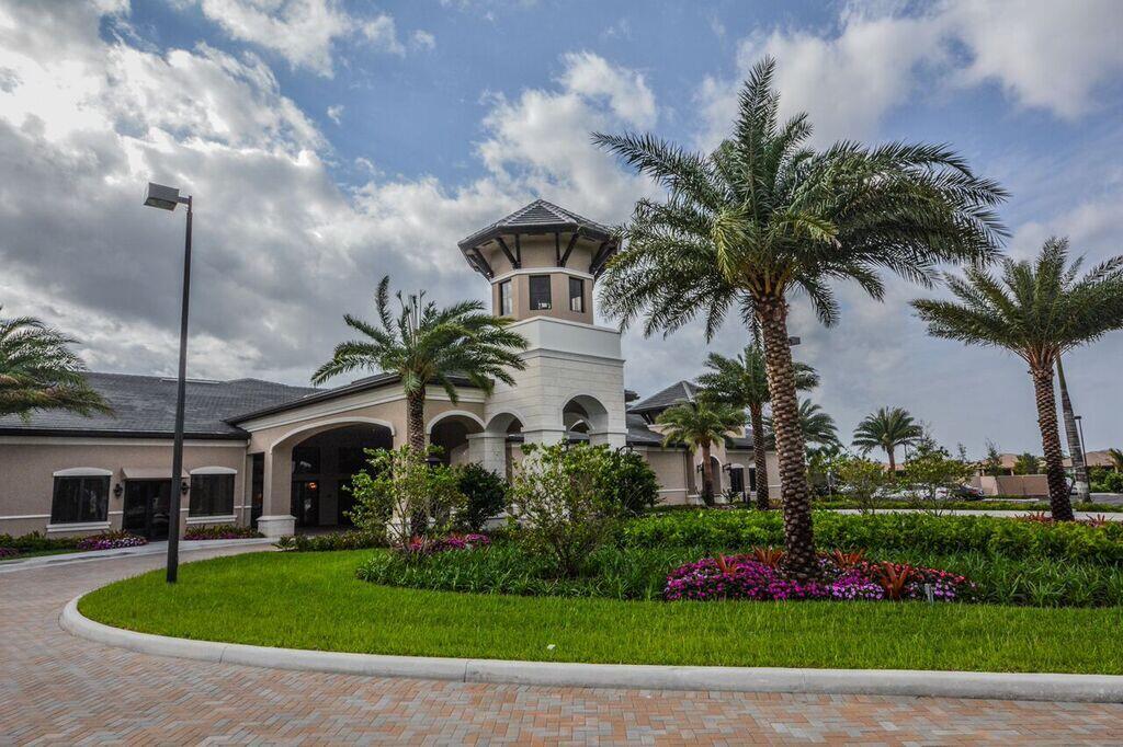 8346 Cloud Peak Drive