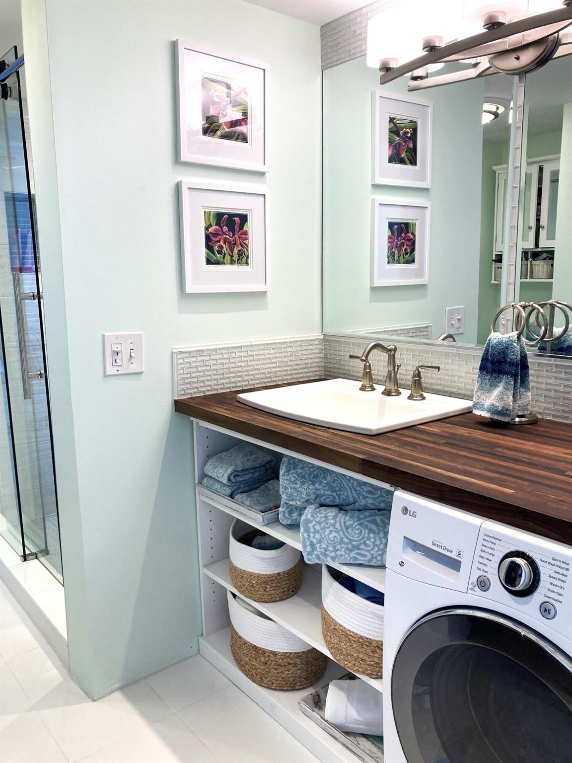 5900 NE 7th 107s Avenue 107s