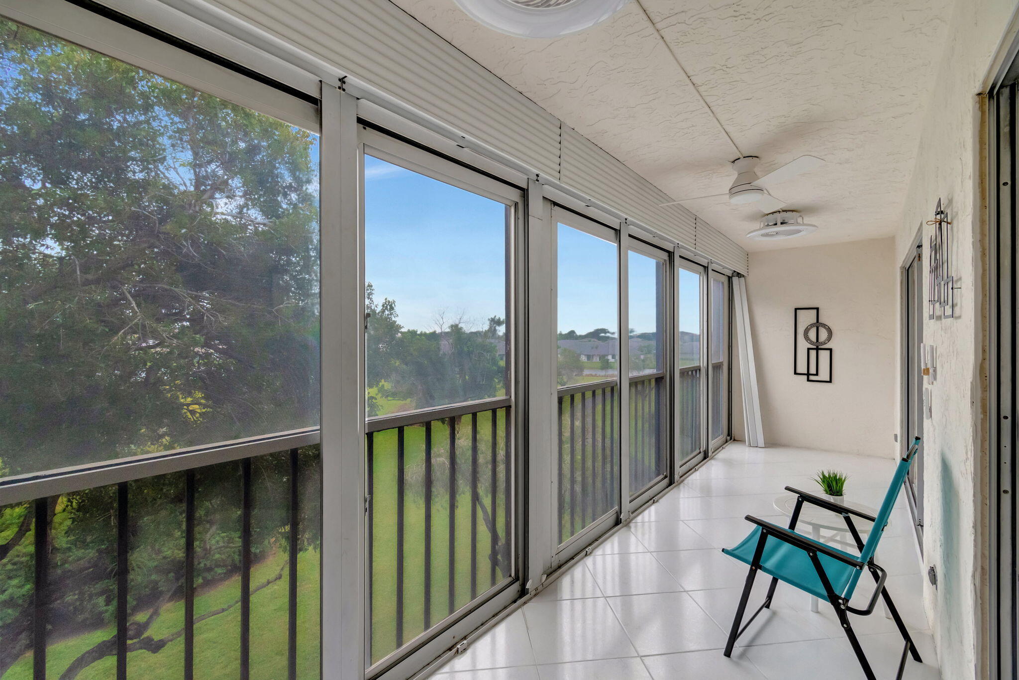 14376 Amberly Lane 407