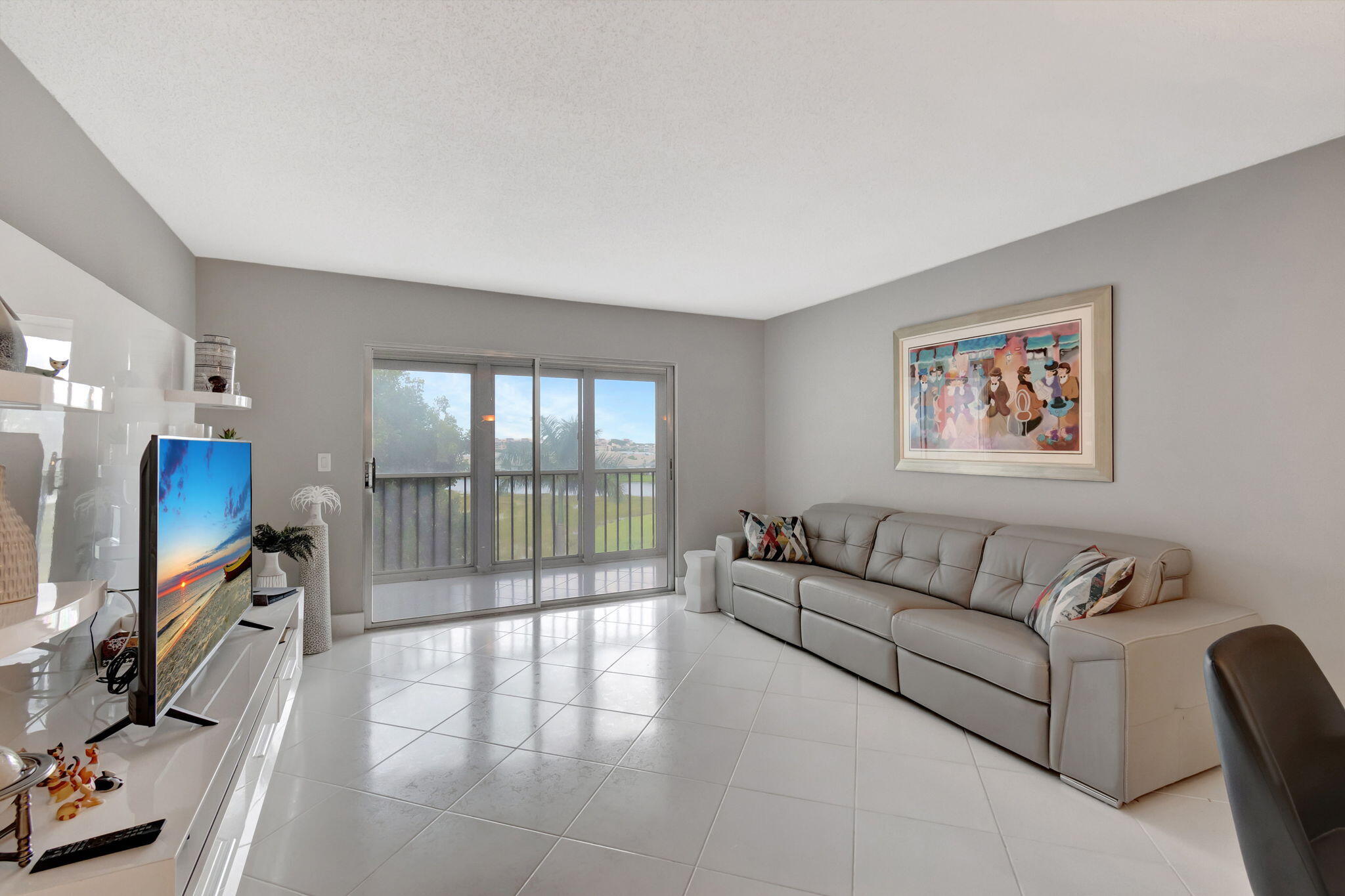 14376 Amberly Lane 407