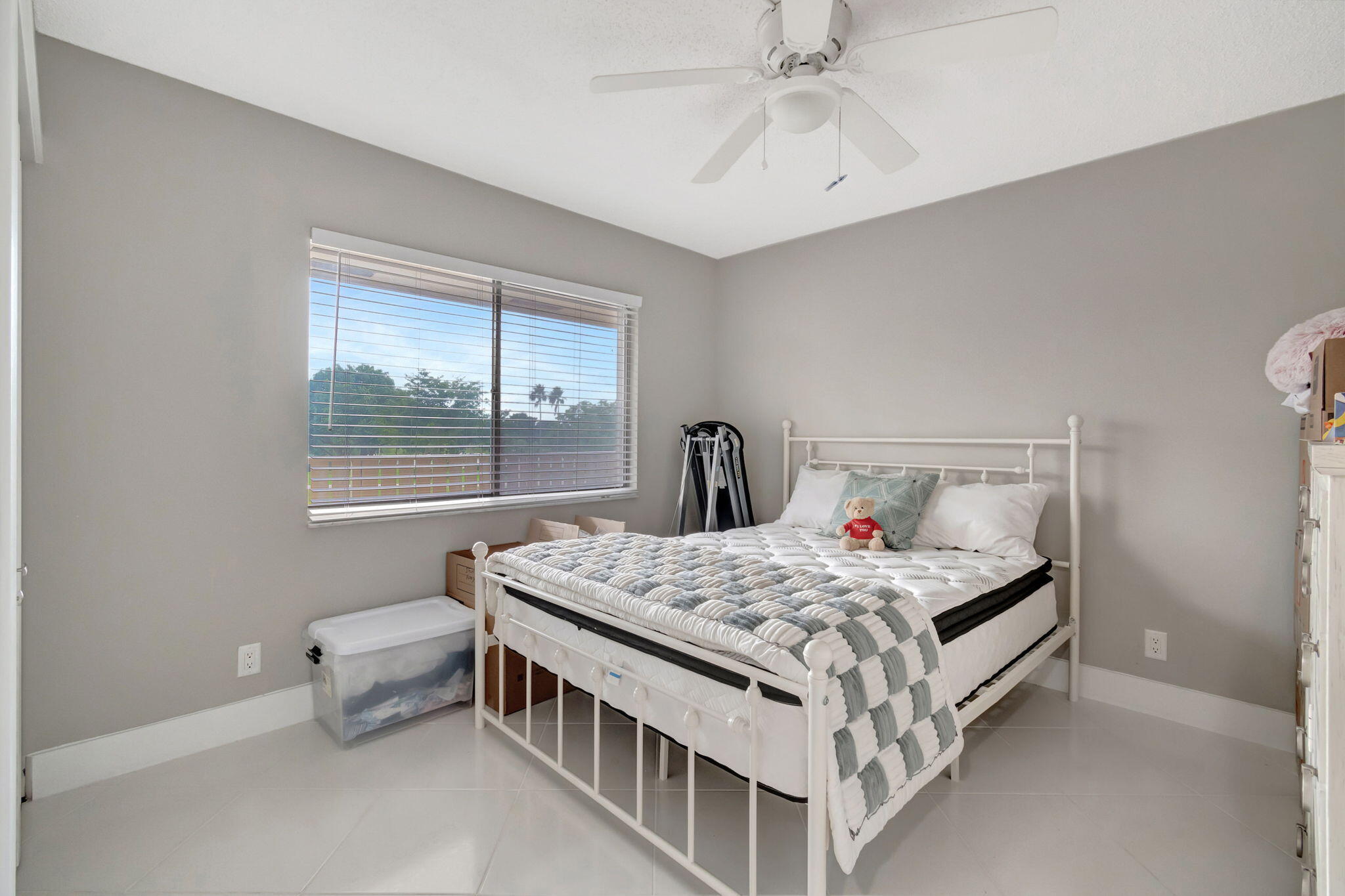 14376 Amberly Lane 407