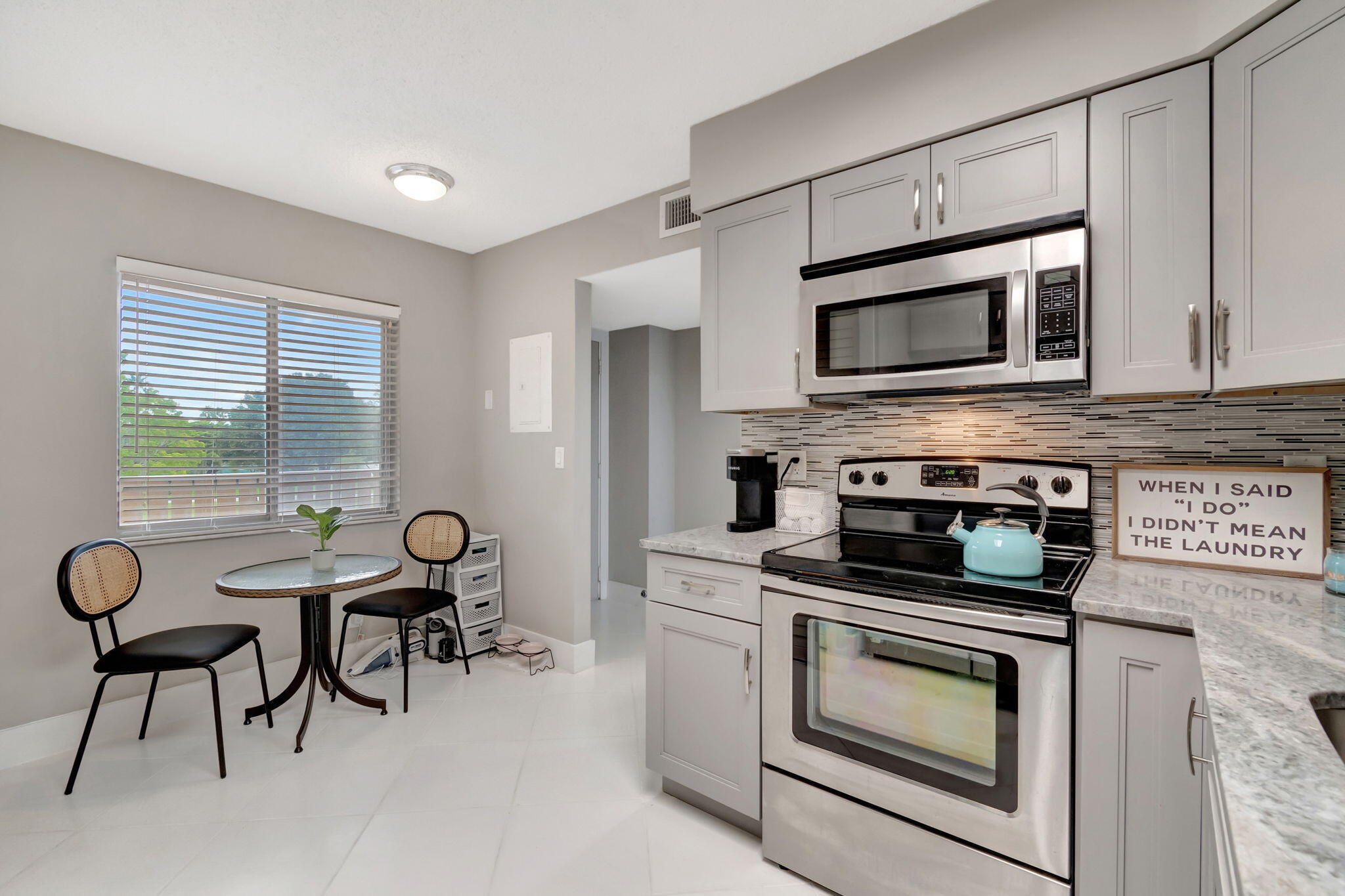 14376 Amberly Lane 407