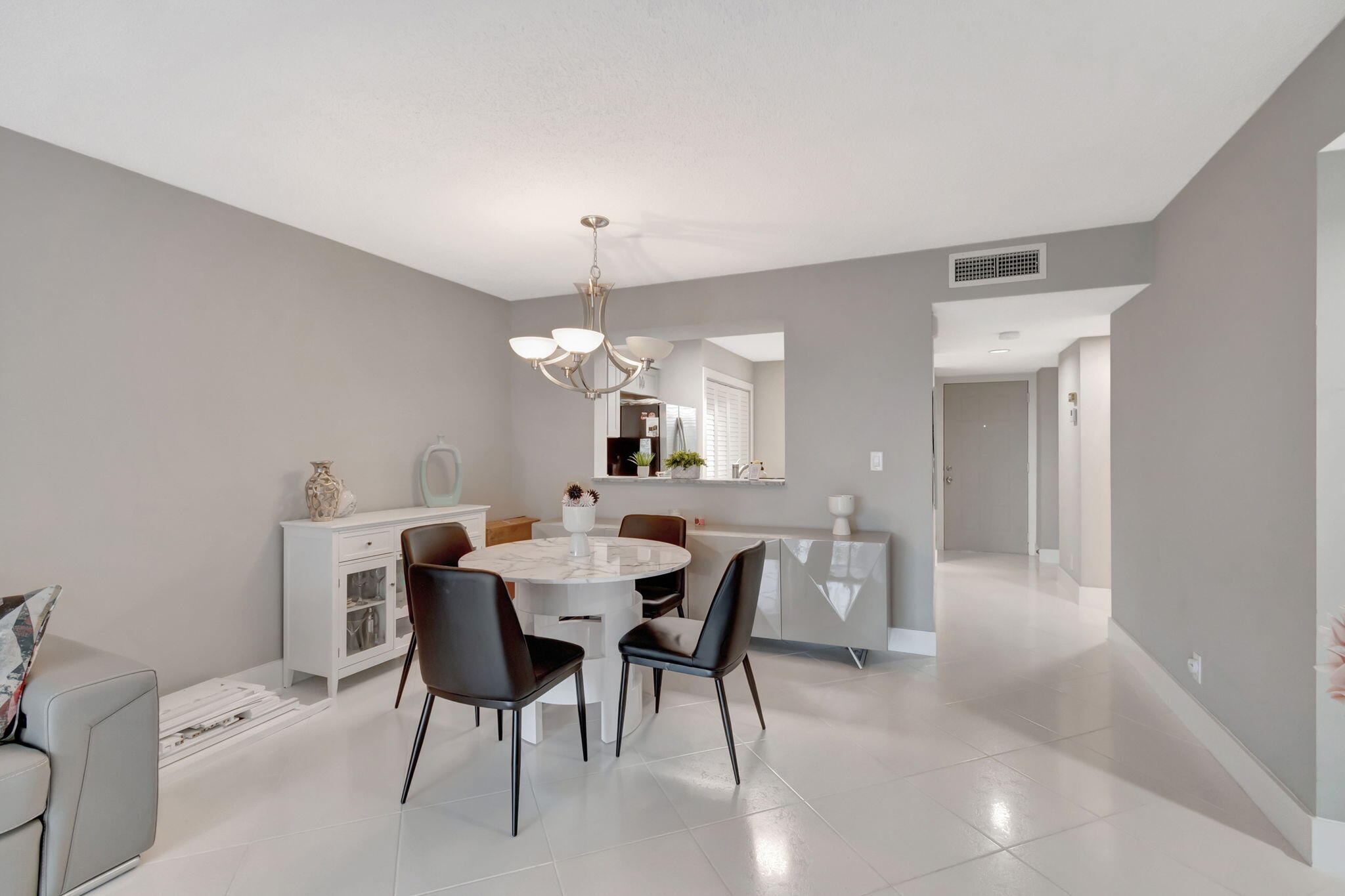 14376 Amberly Lane 407