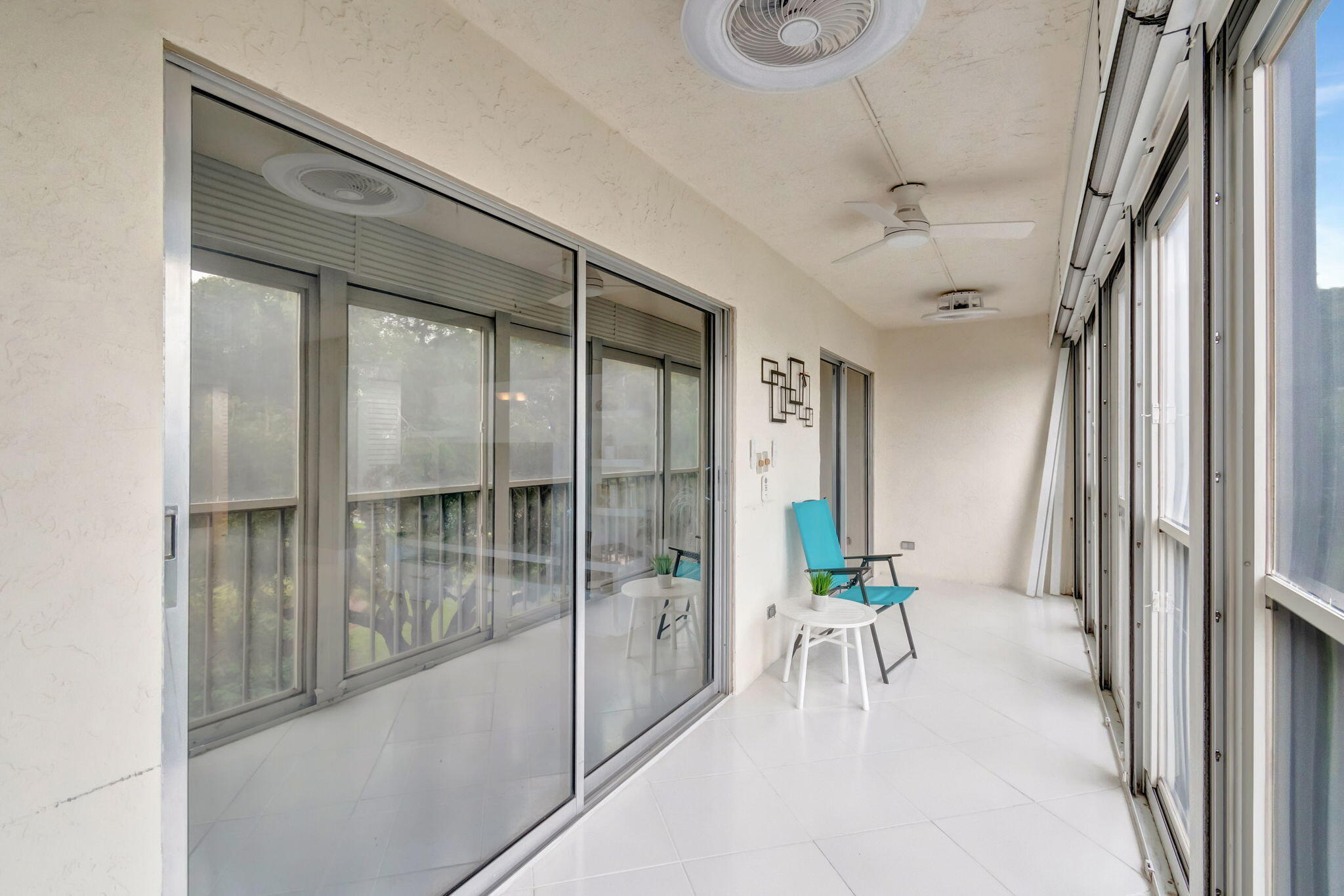 14376 Amberly Lane 407