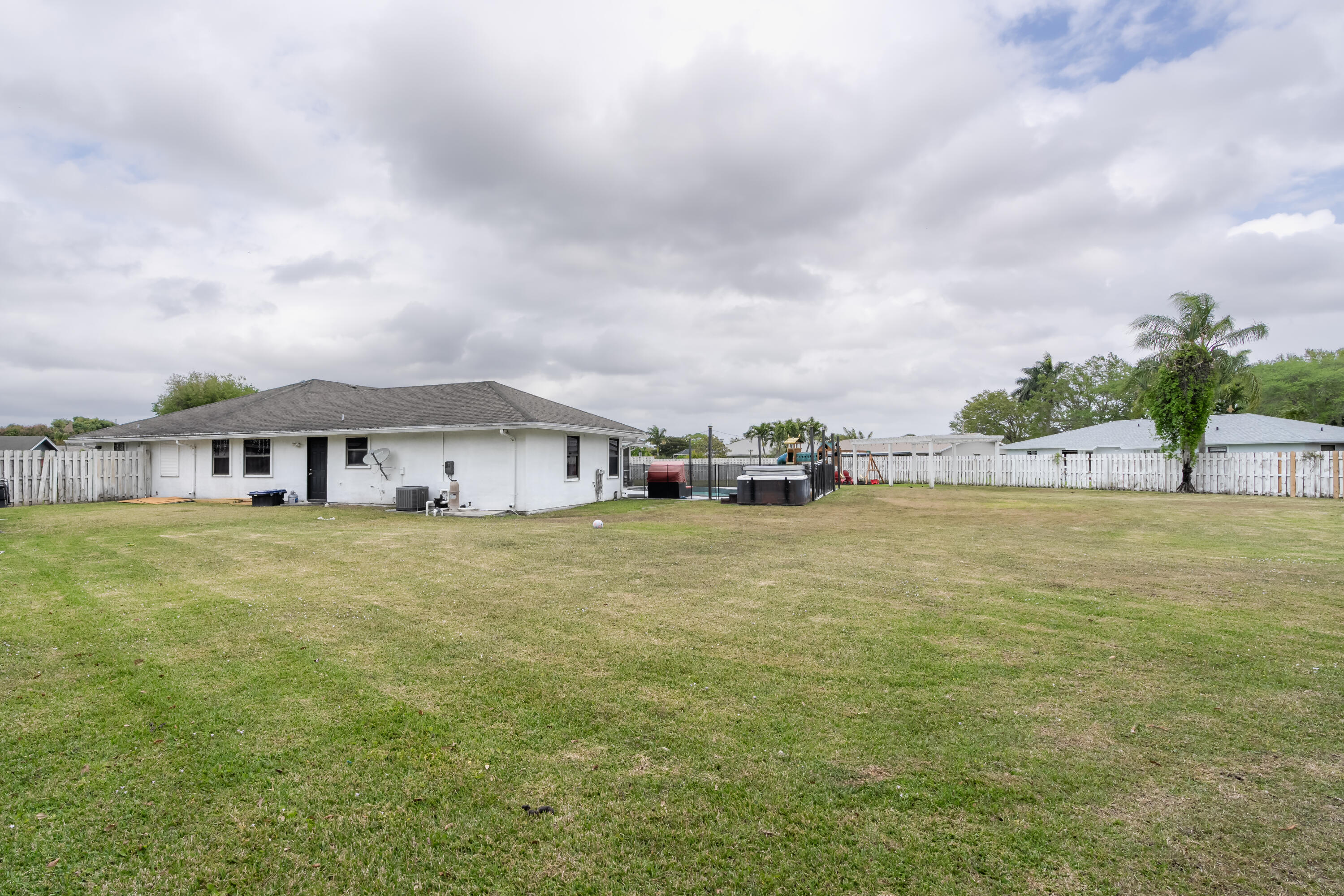 106 Segovia Court