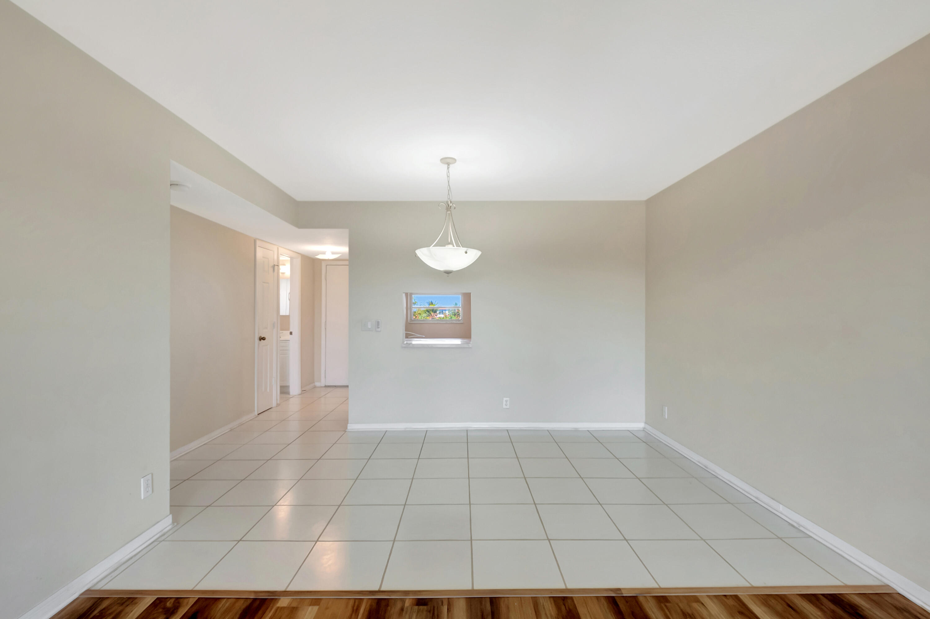 2515 NE 1st Court 412