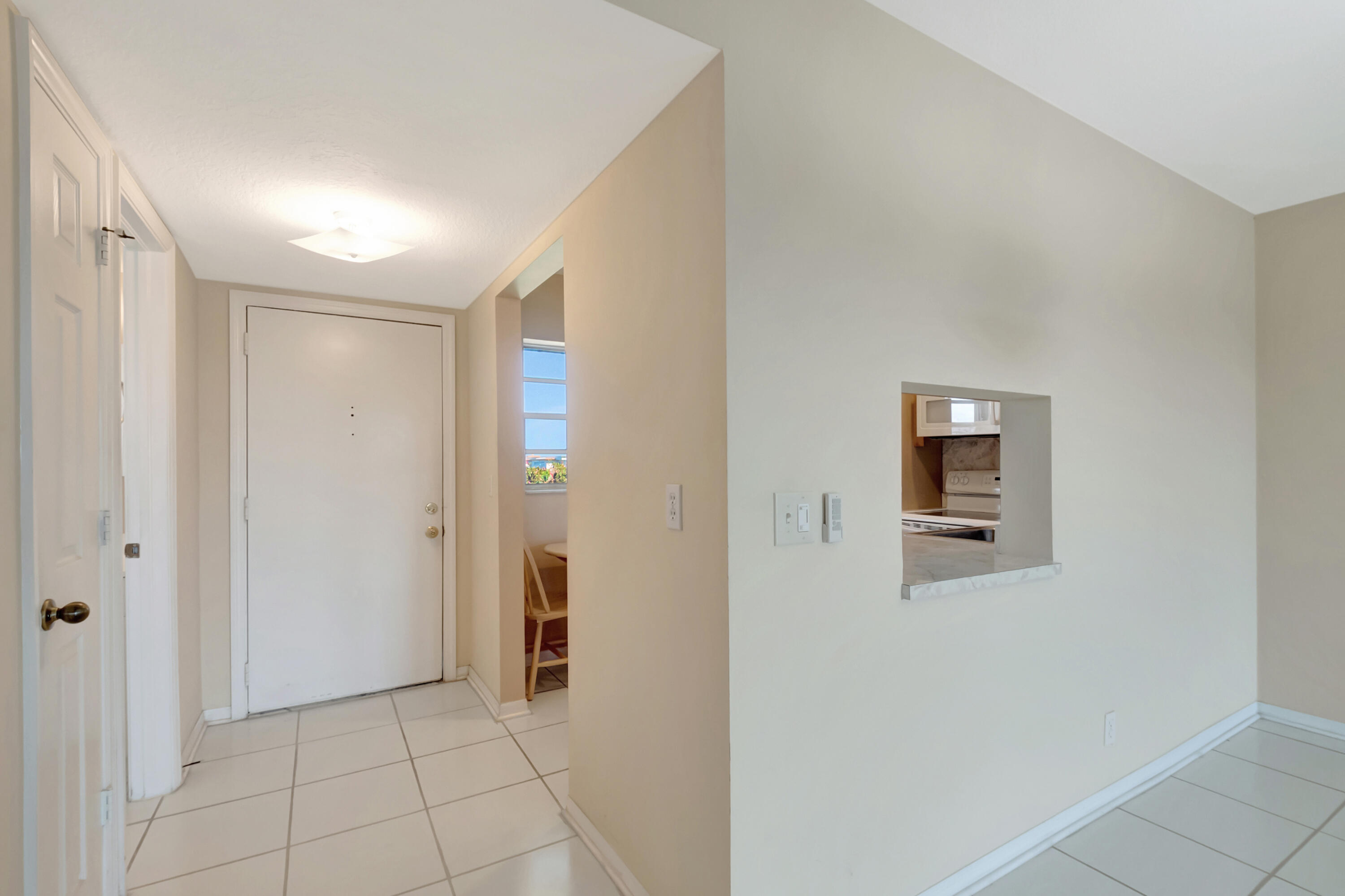 2515 NE 1st Court 412