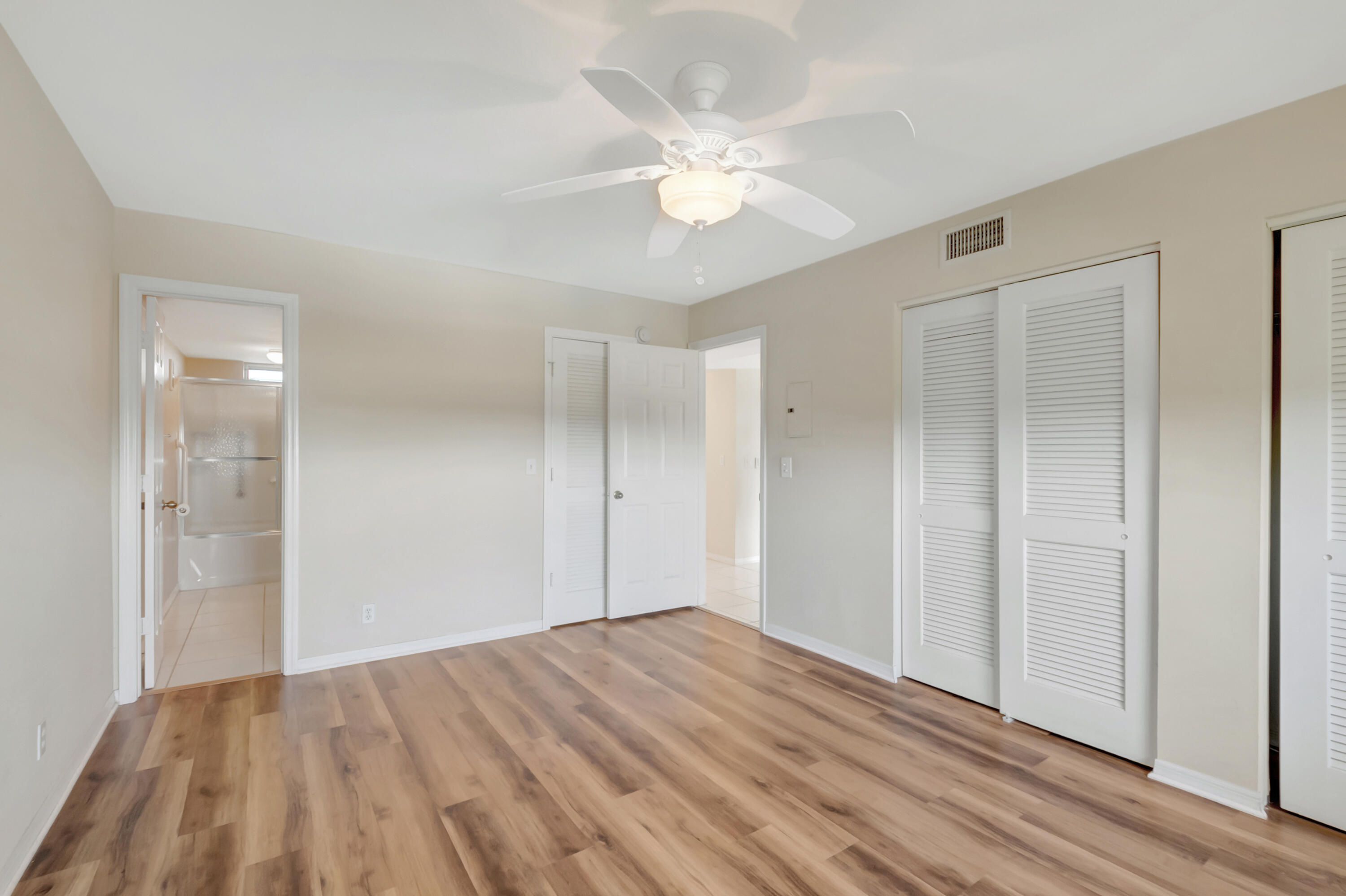 2515 NE 1st Court 412