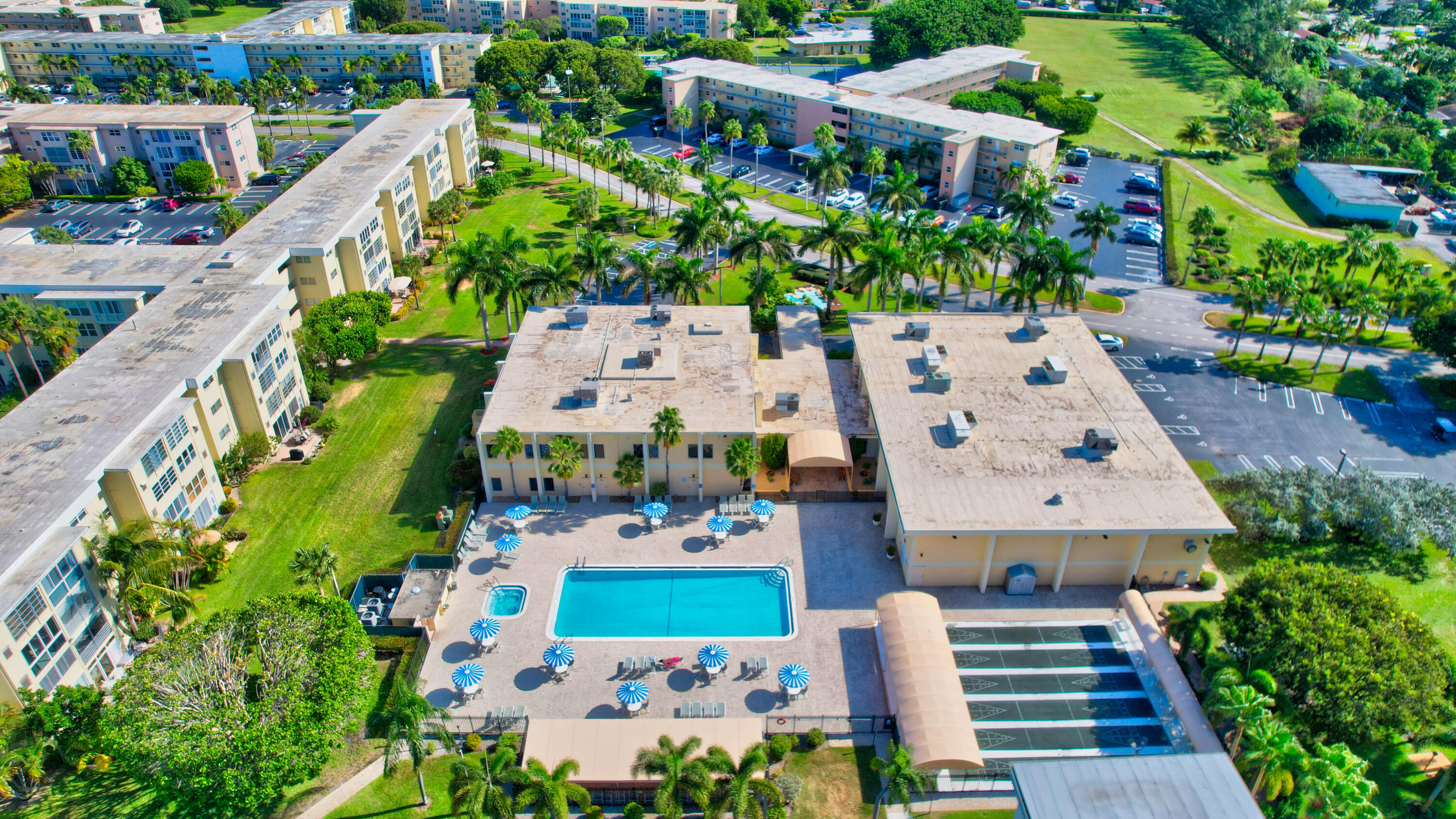 2515 NE 1st Court 412