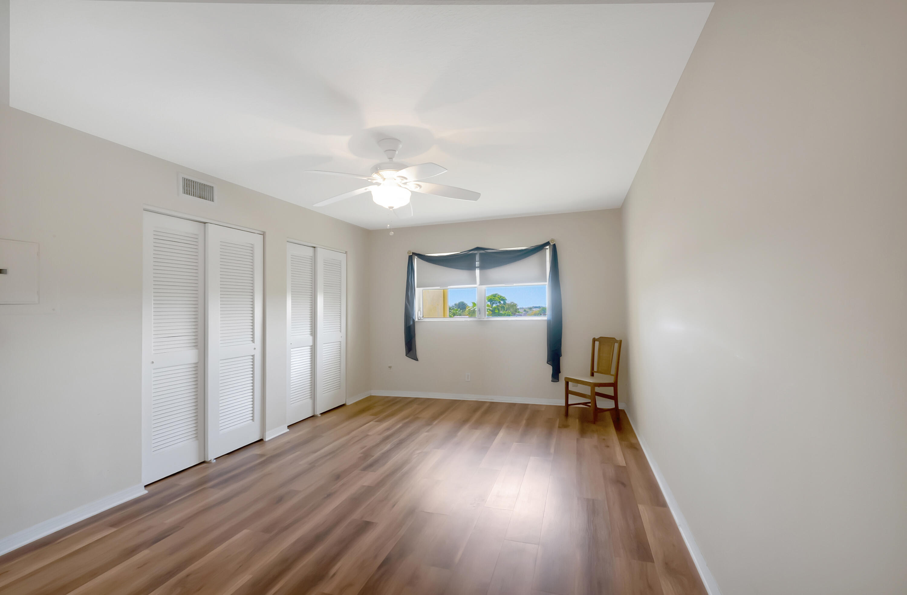 2515 NE 1st Court 412