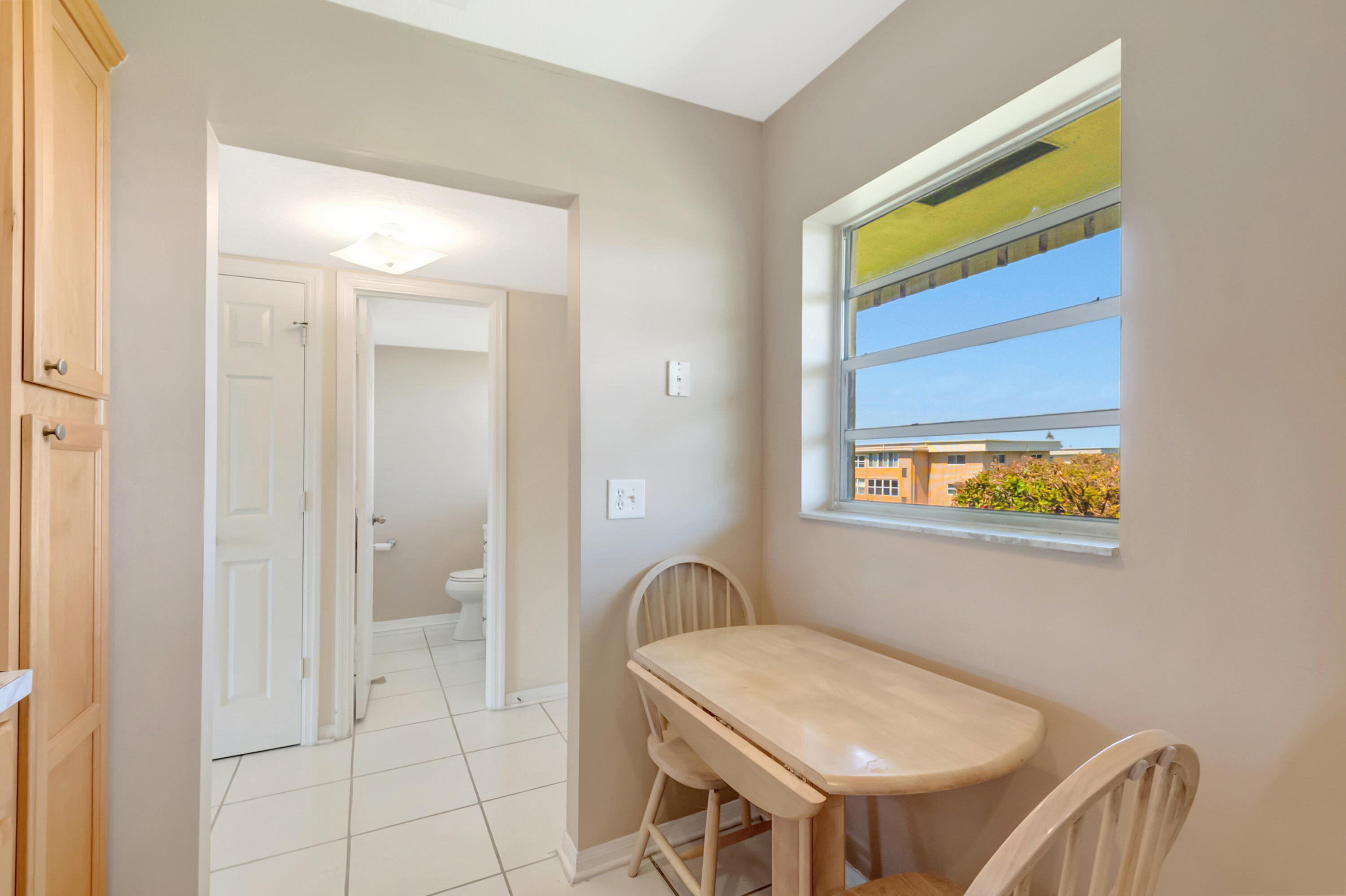 2515 NE 1st Court 412