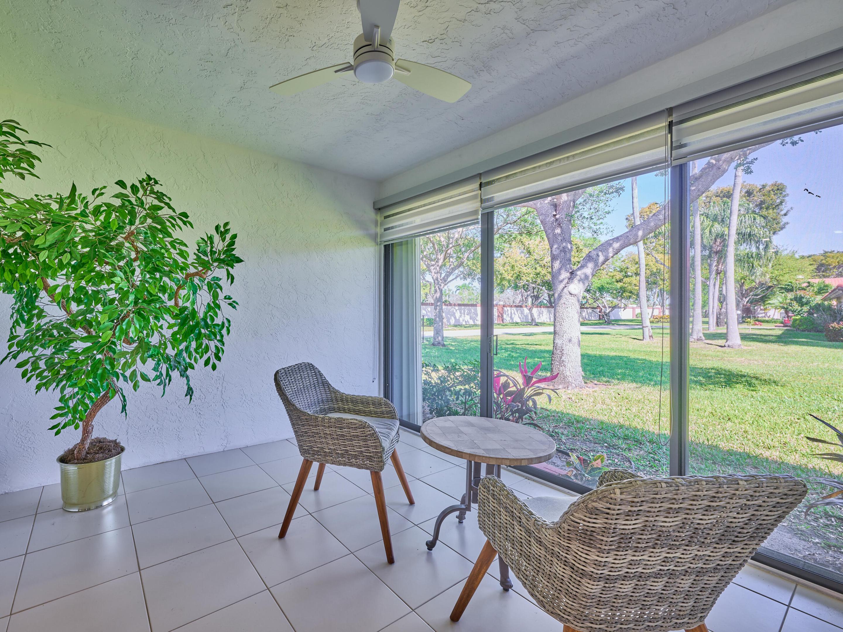 6467 Royal Manor Circle