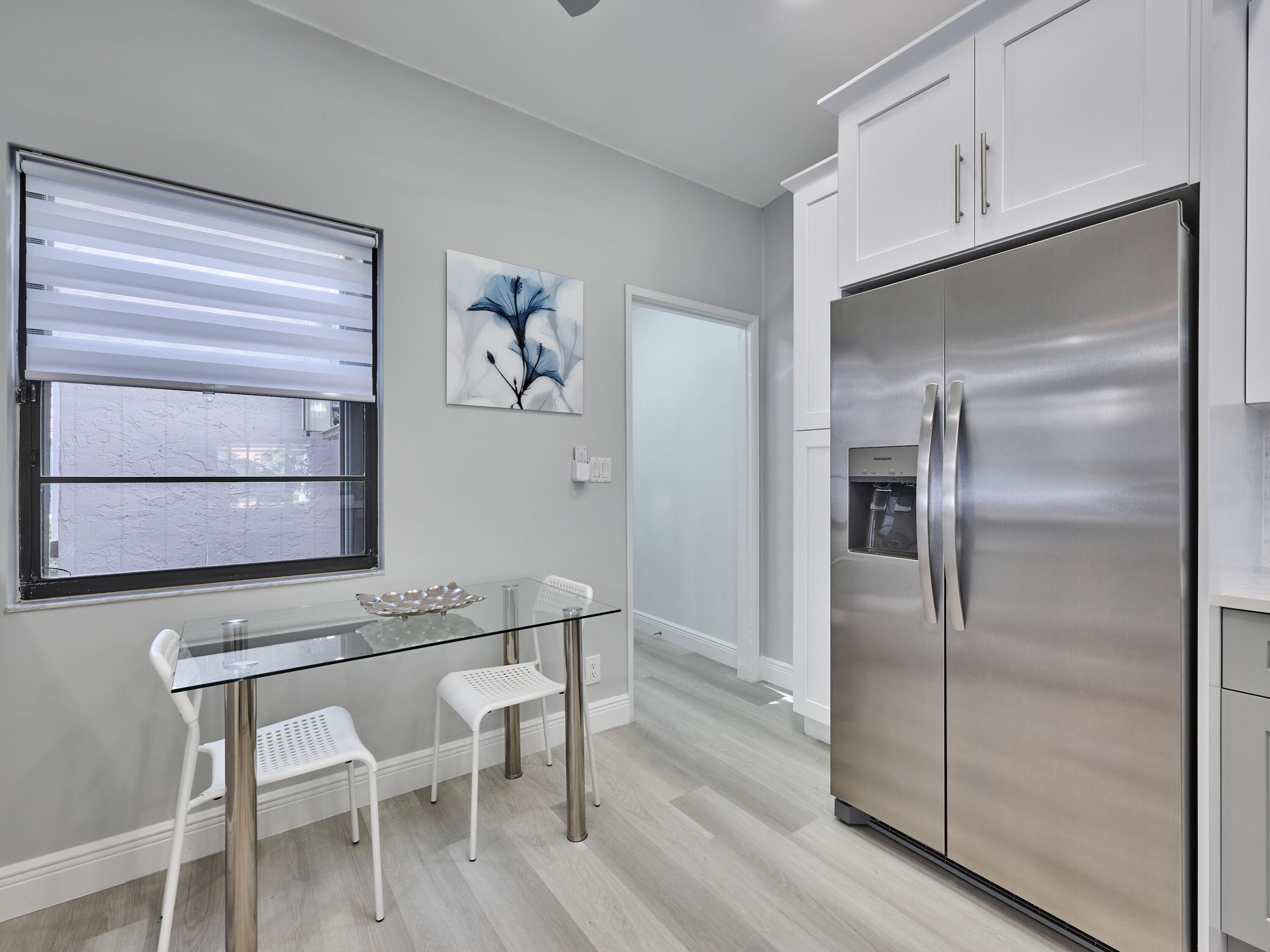 6467 Royal Manor Circle