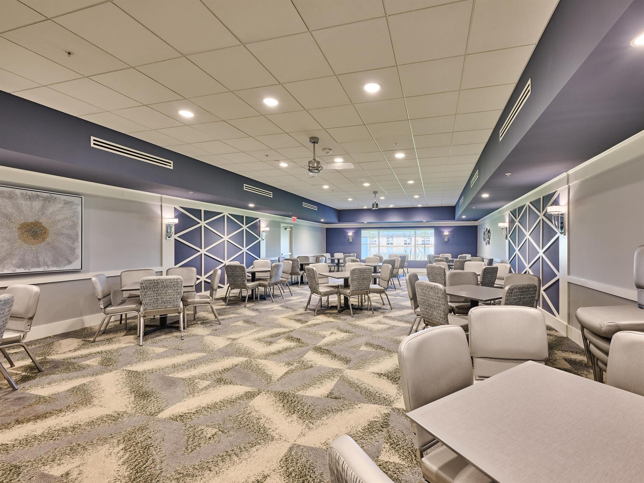 6467 Royal Manor Circle