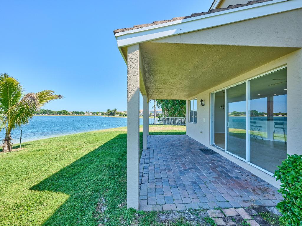 104 Devonshire Circle