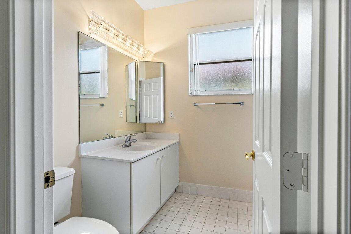 10849 Royal Caribbean Circle