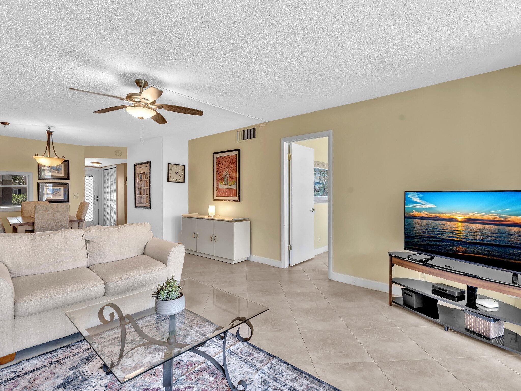 2717 Florida Boulevard 124