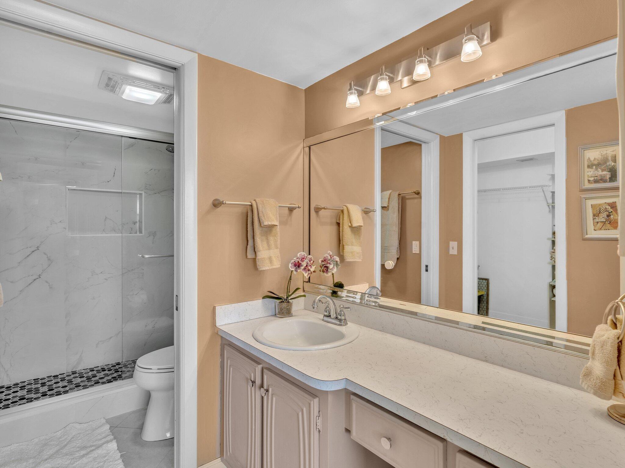 2717 Florida Boulevard 124