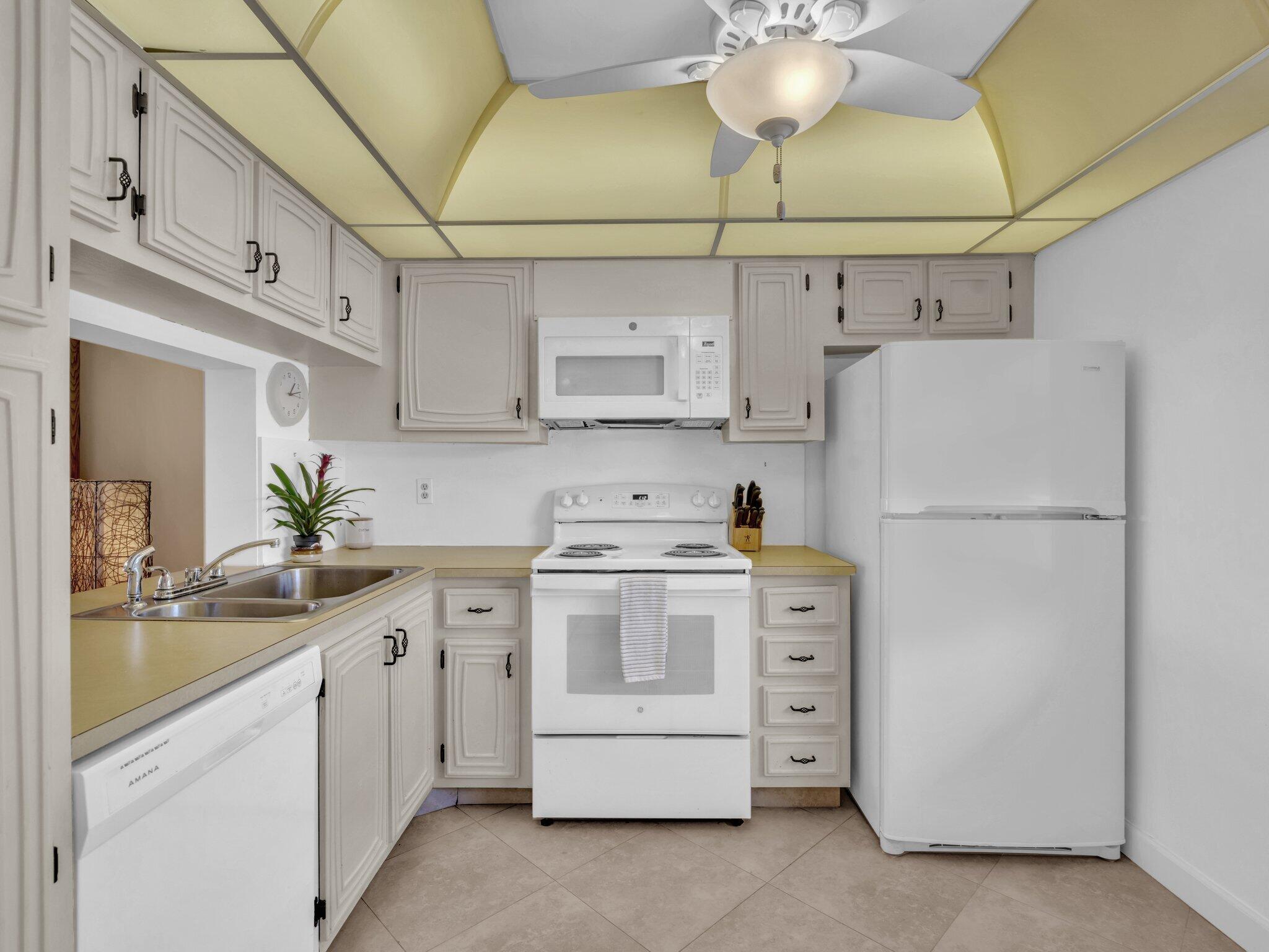 2717 Florida Boulevard 124