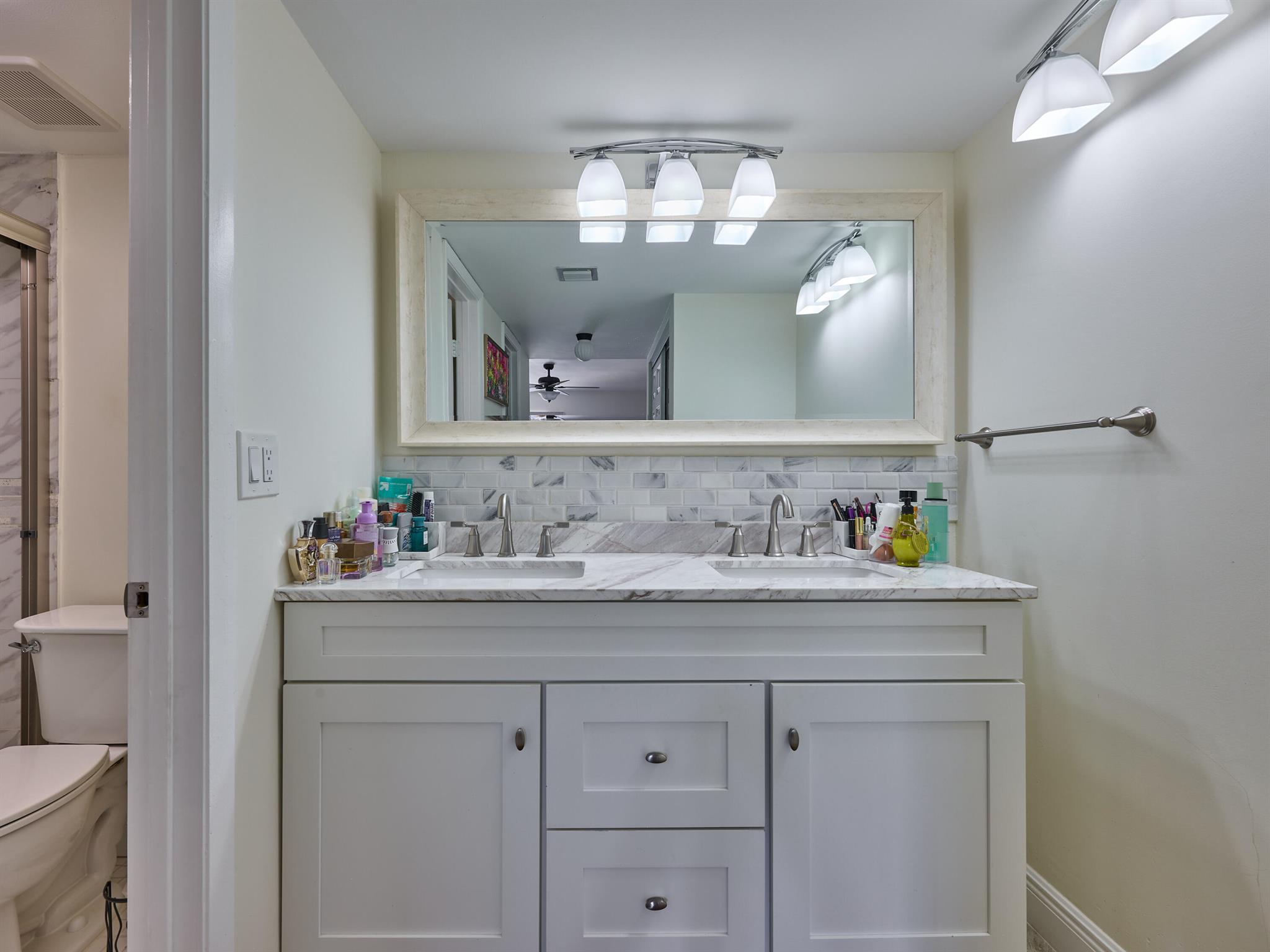 11205 Green Lake 204 Drive 204