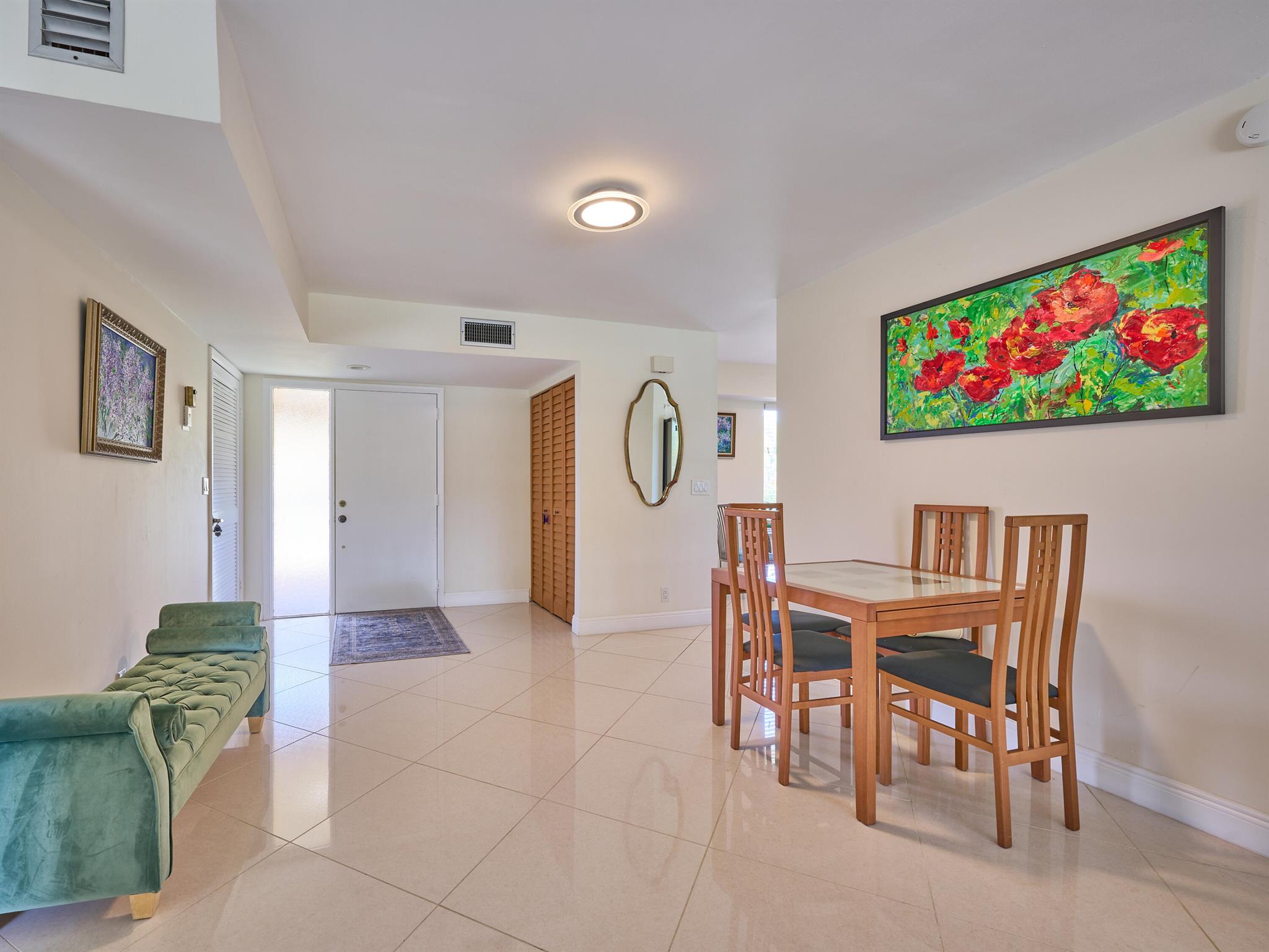 11205 Green Lake 204 Drive 204