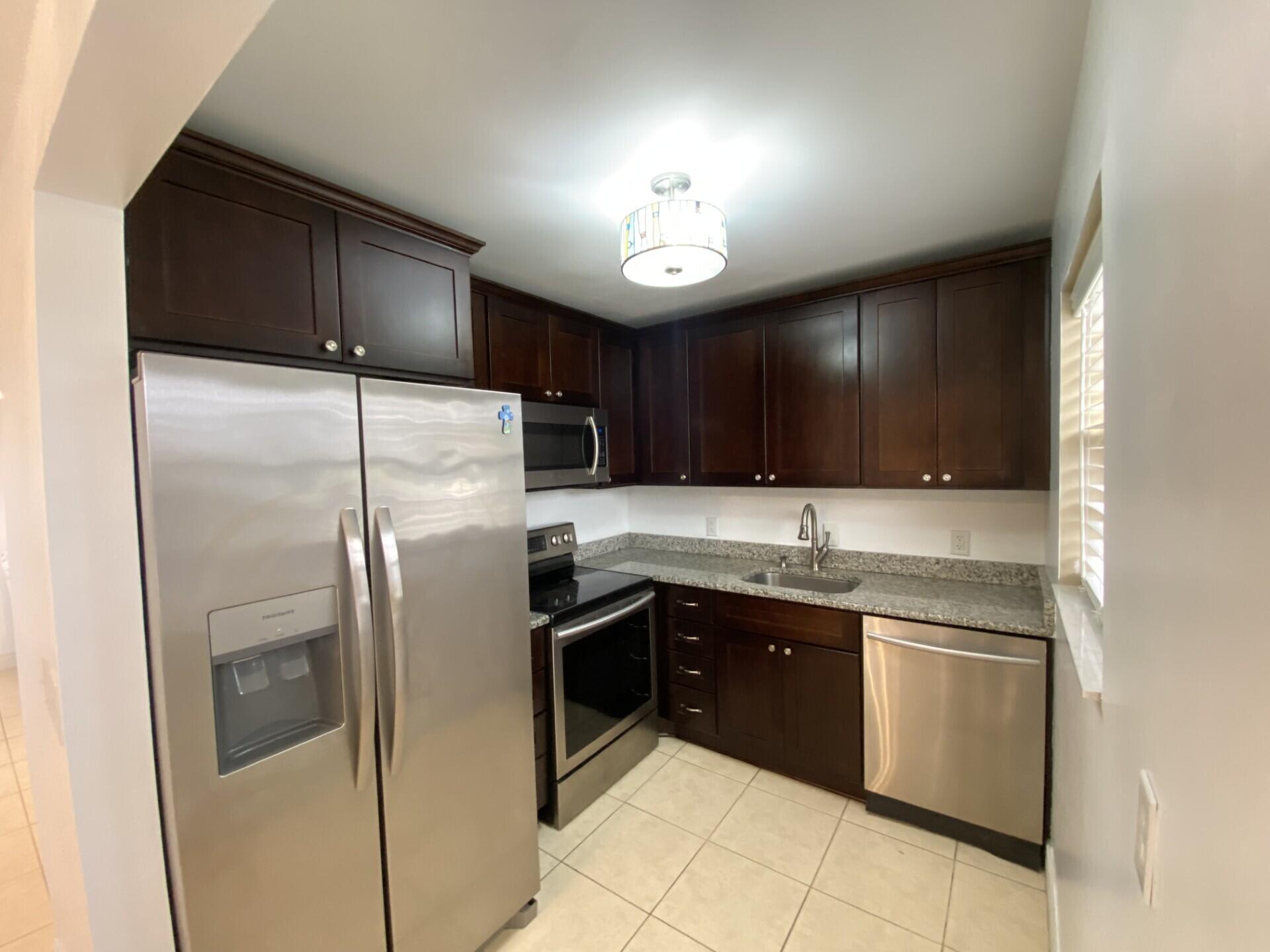 224 Chatham K