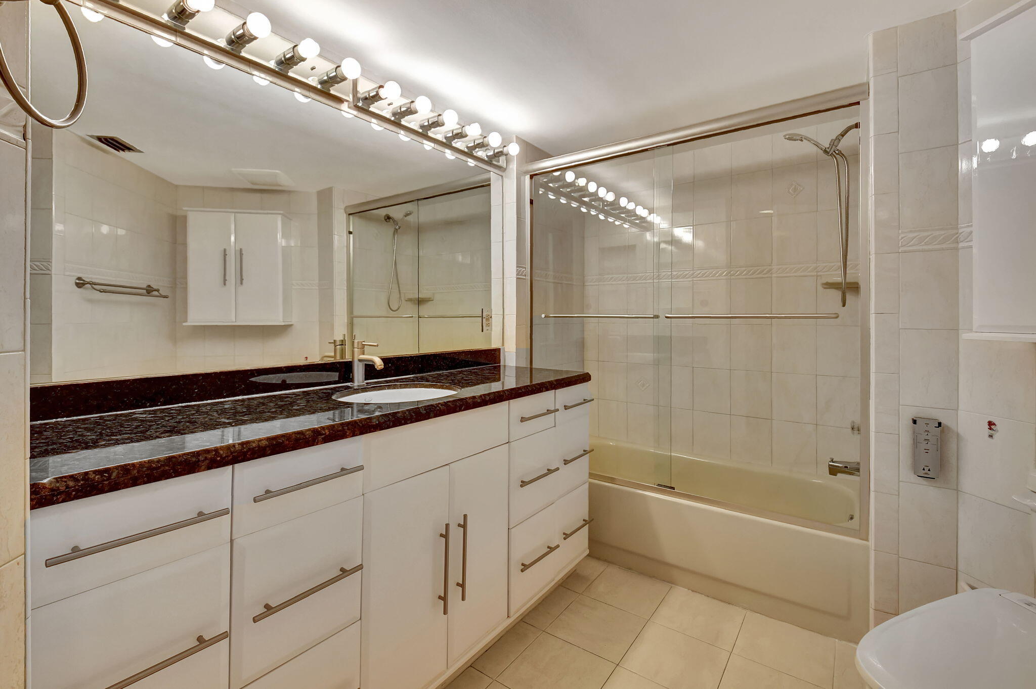 6372 La Costa Drive 302